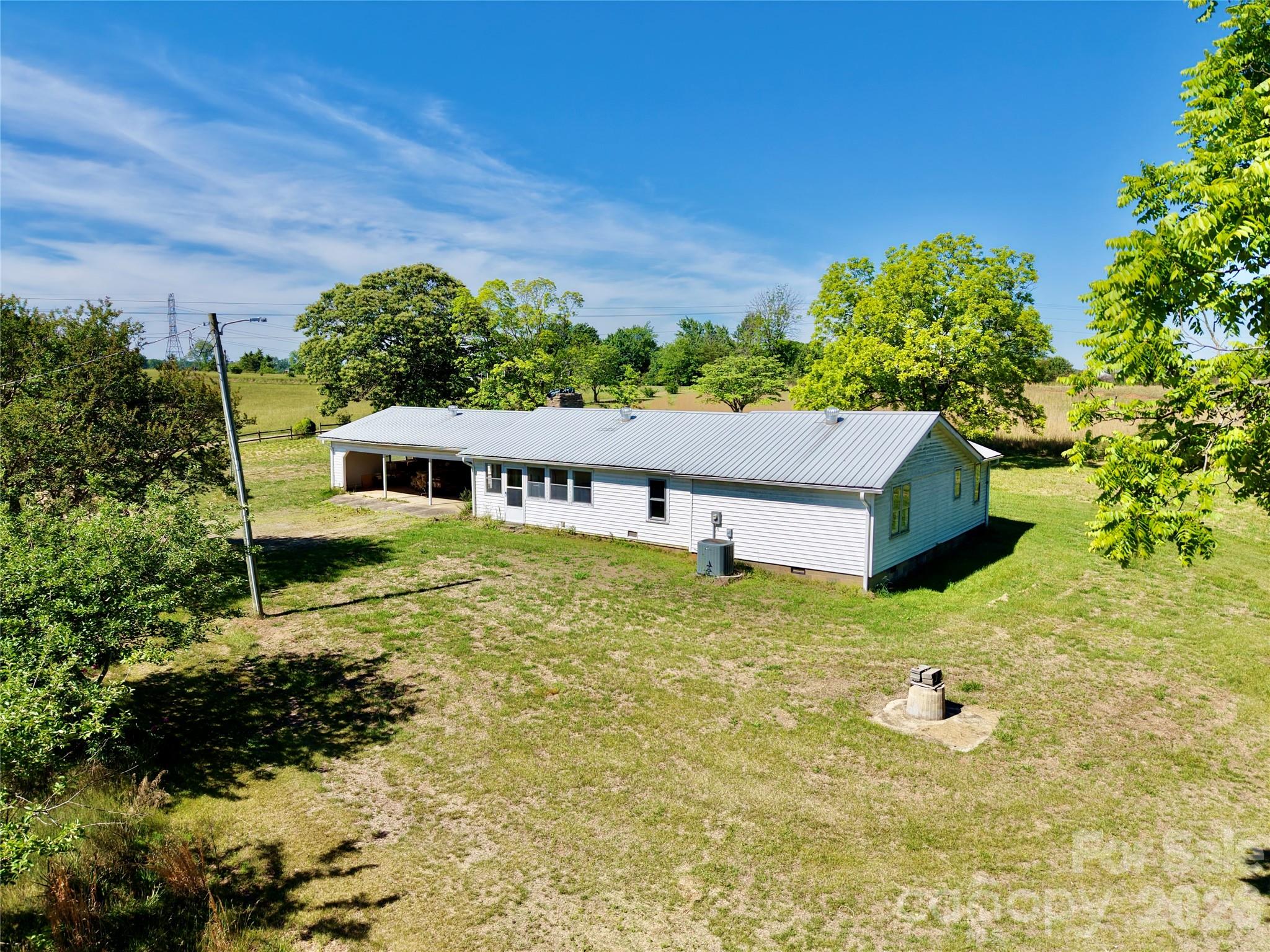 5028 Kurstie Lane — Boonville