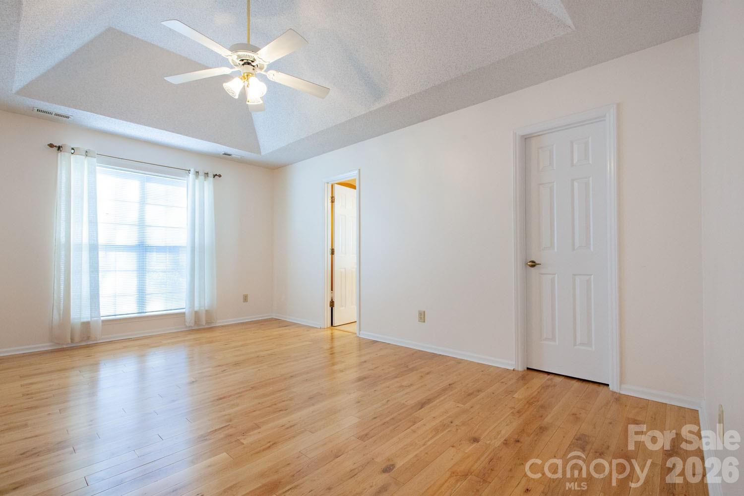 14621 Smith Road — Charlotte