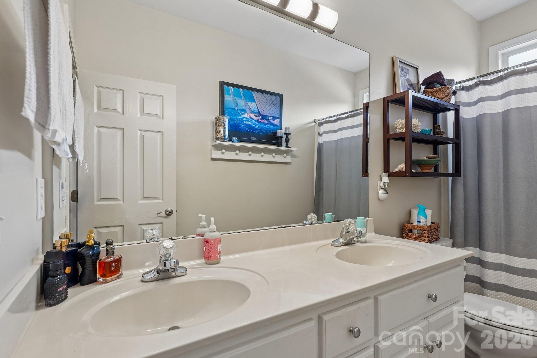 8576 Cabot Court — Harrisburg
