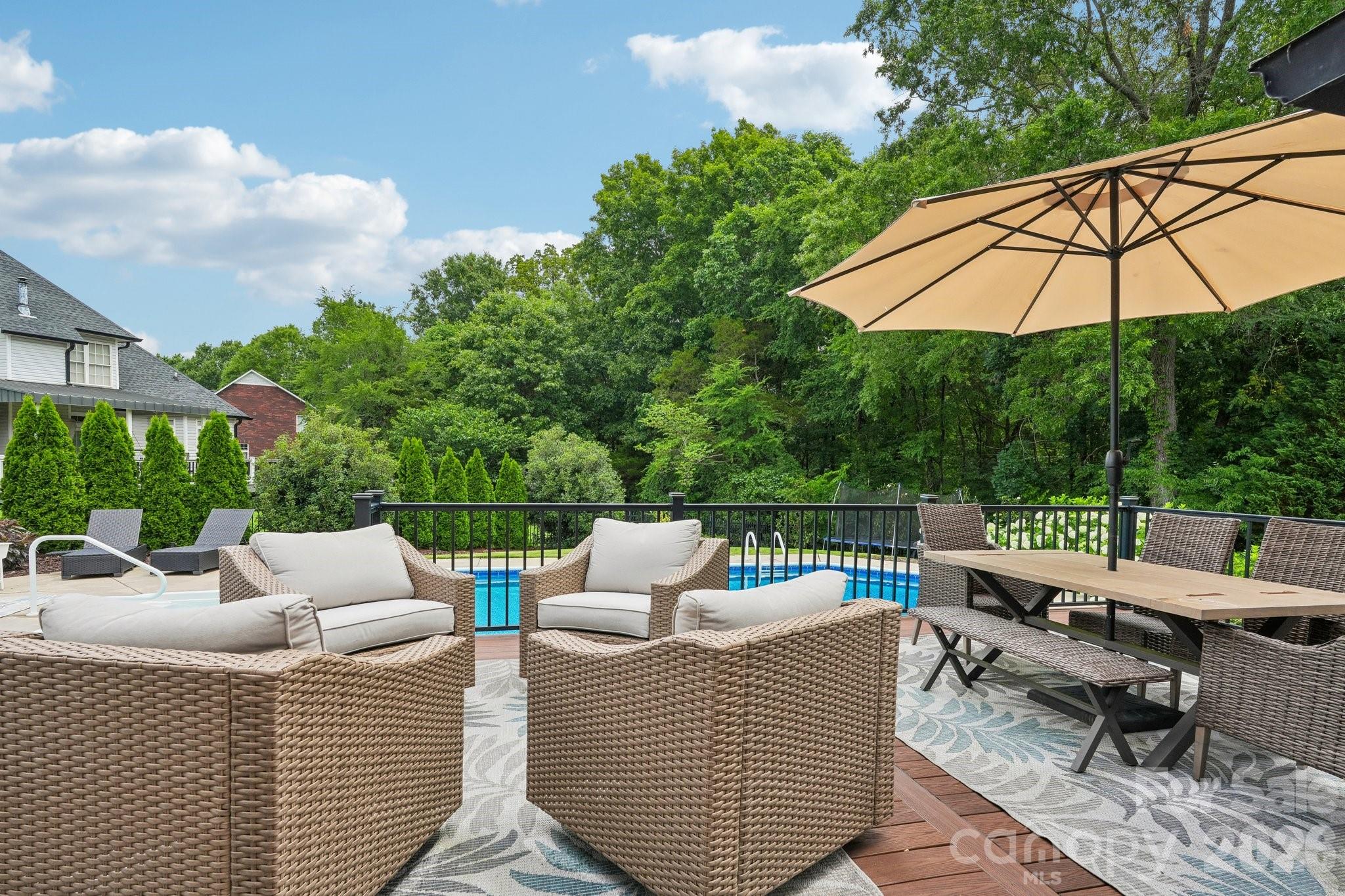 8576 Cabot Court — Harrisburg