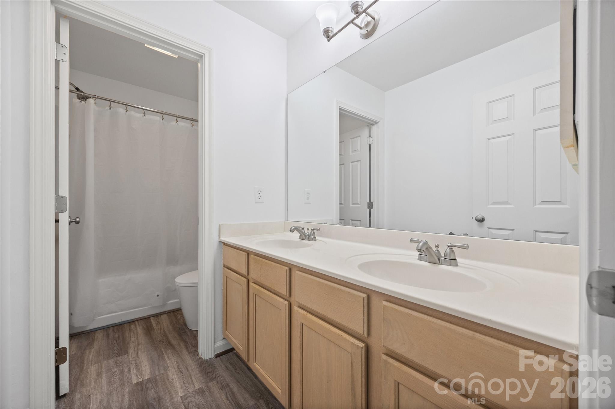 13020 Shannon Park Lane — Charlotte