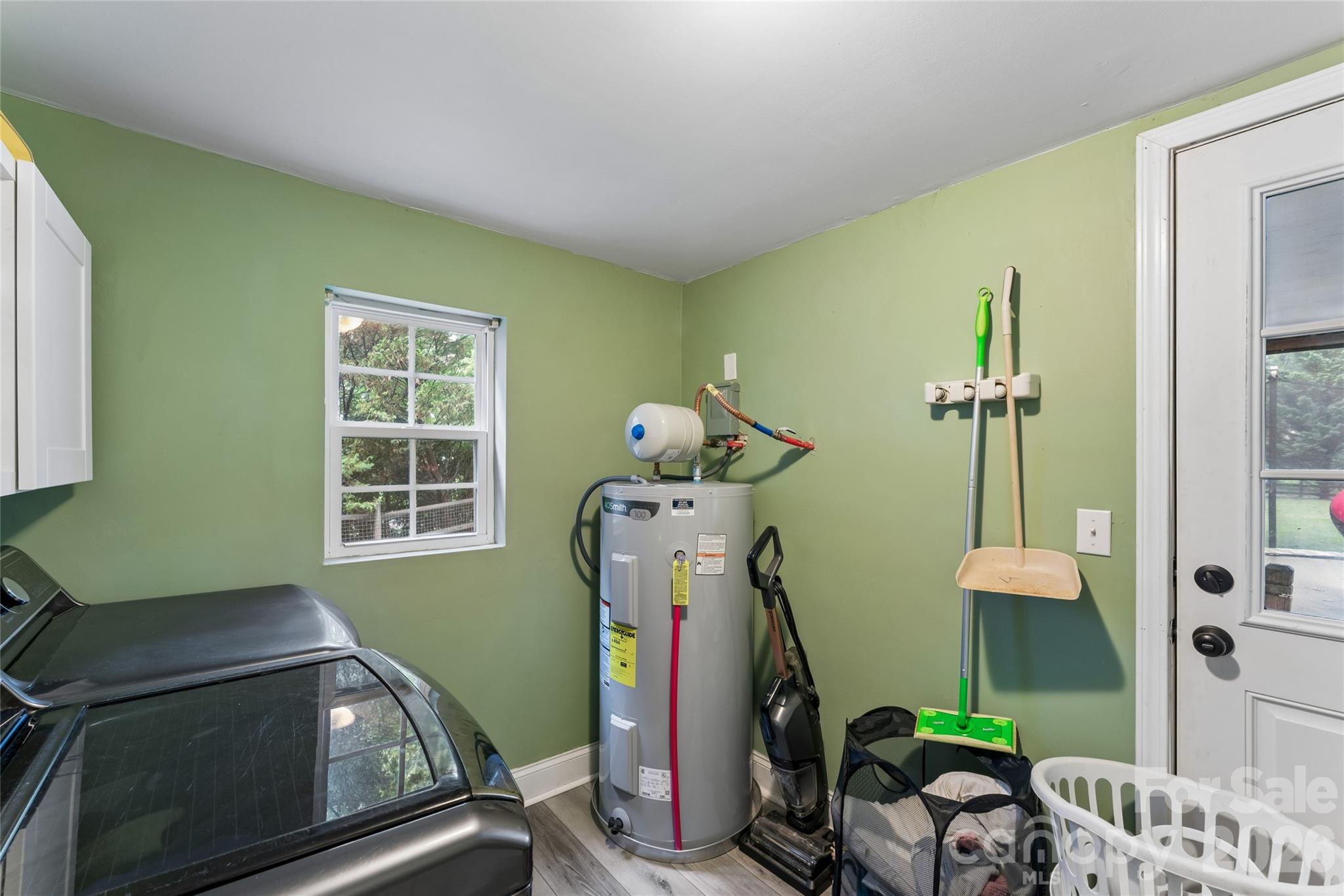 170 Scotts Creek Road — Statesville