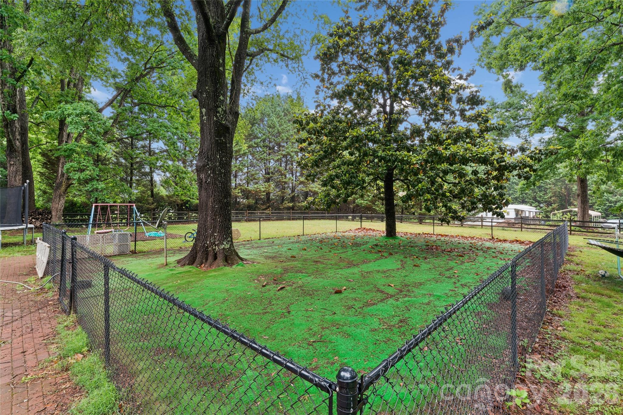 170 Scotts Creek Road — Statesville