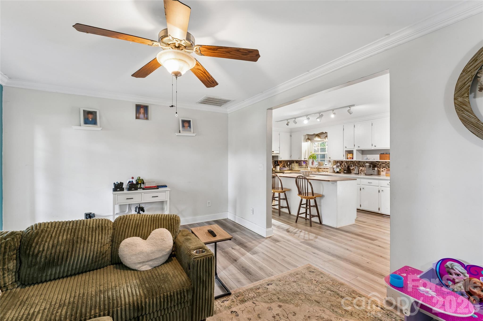 170 Scotts Creek Road — Statesville