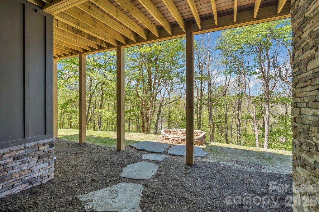 536 Boone Ridge Lane — Boone