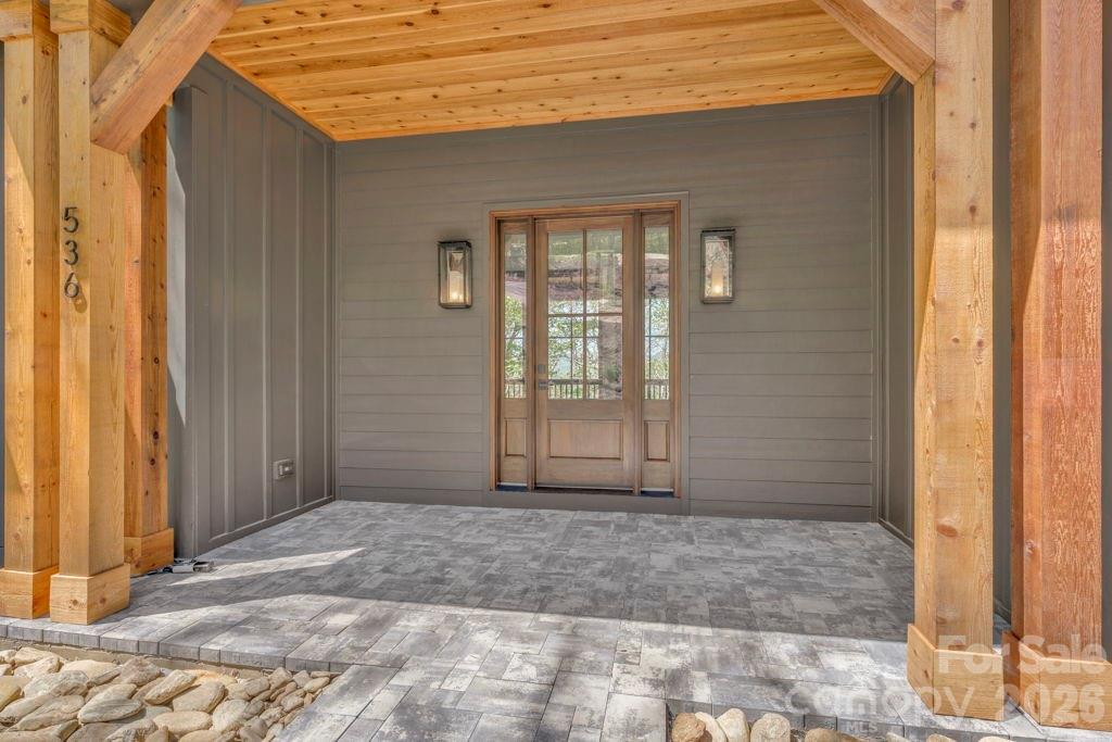 536 Boone Ridge Lane — Boone