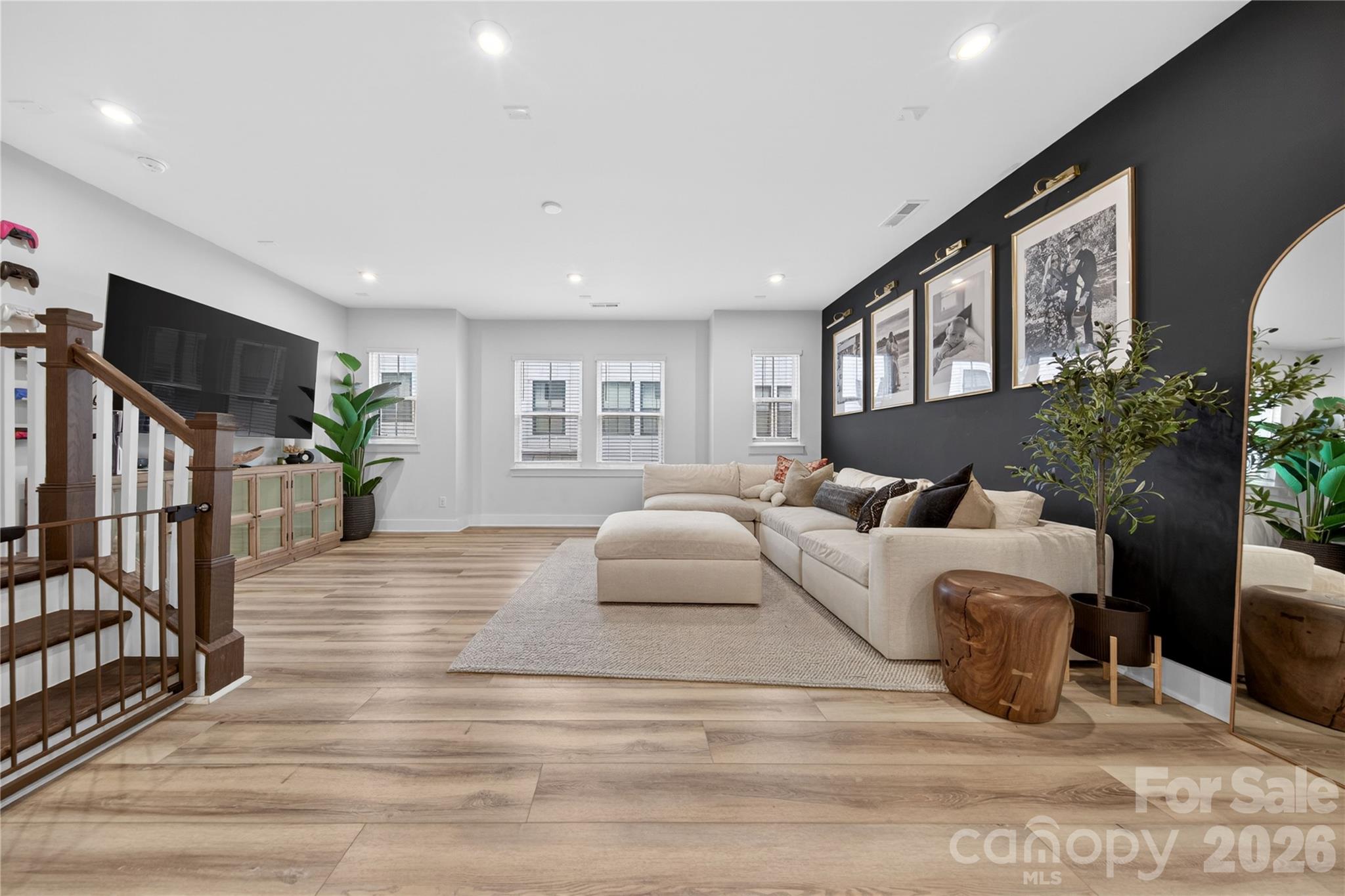 4033 Polluck Way — Charlotte