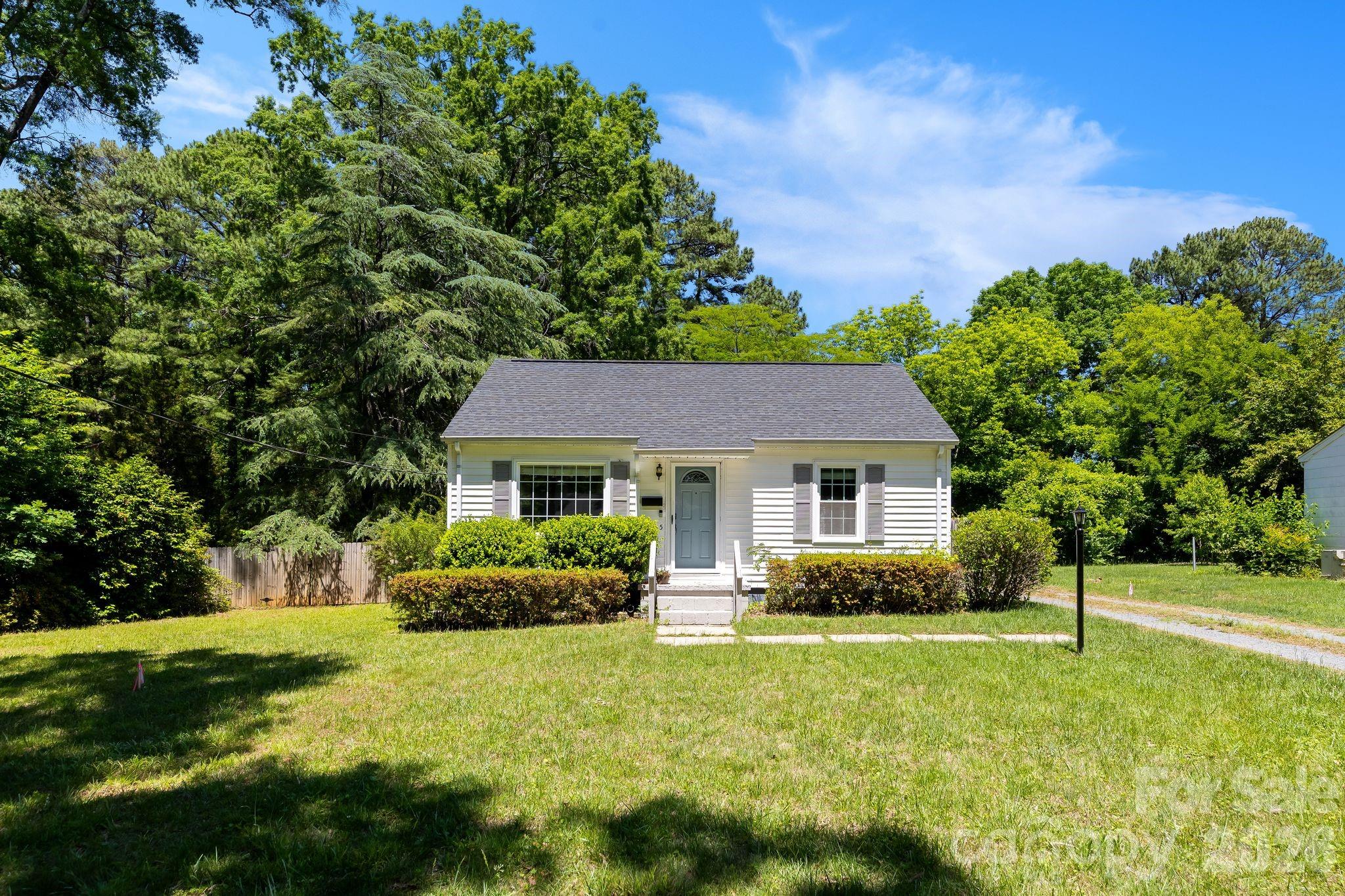 5235 Auburndale Road — Charlotte