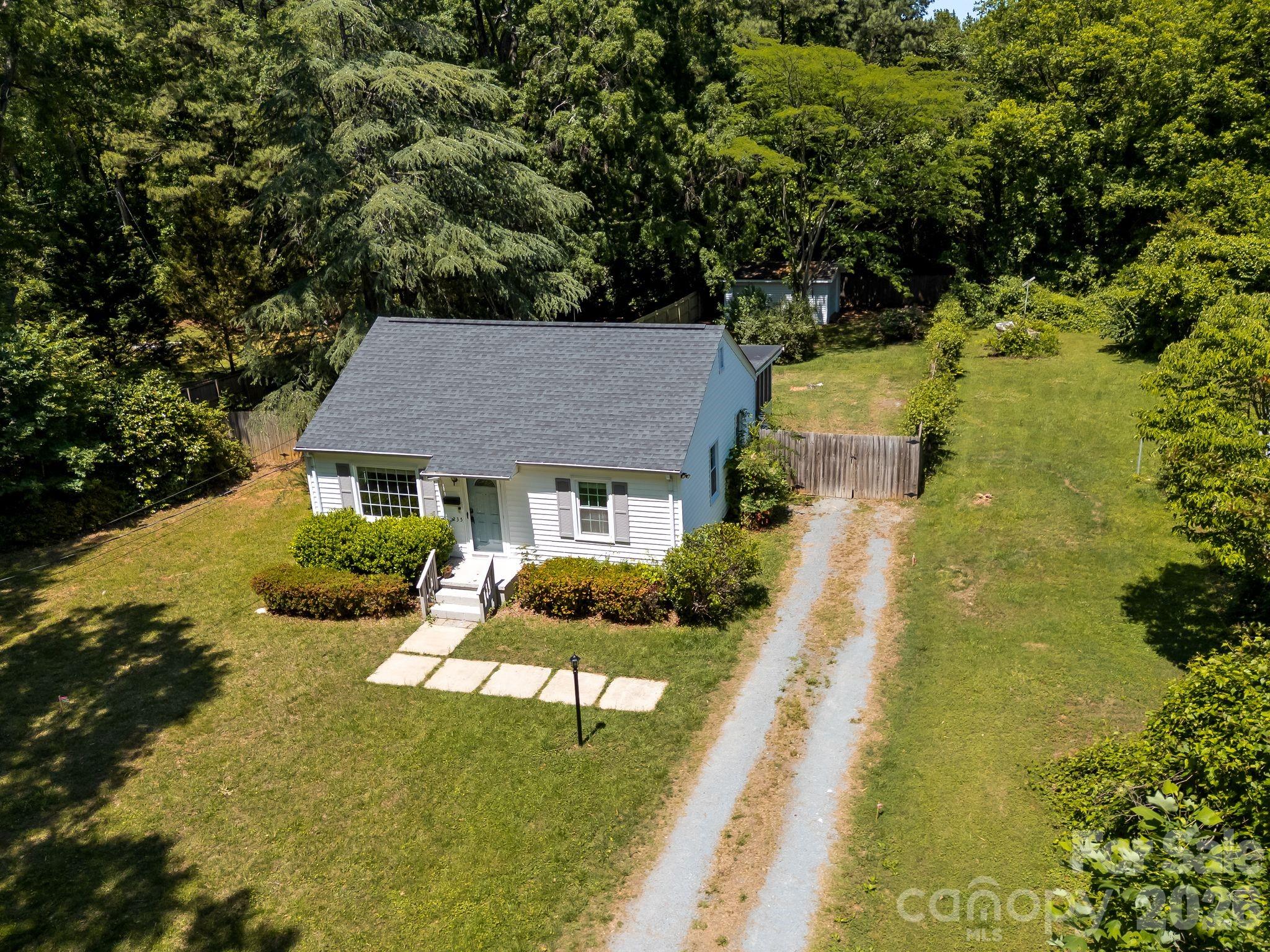 5235 Auburndale Road — Charlotte