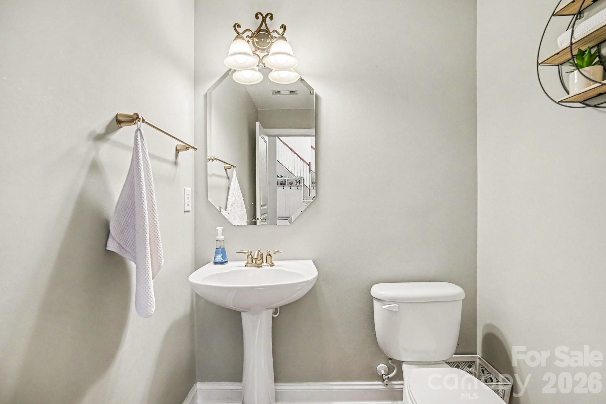8435 Whitehawk Hill Road — Waxhaw
