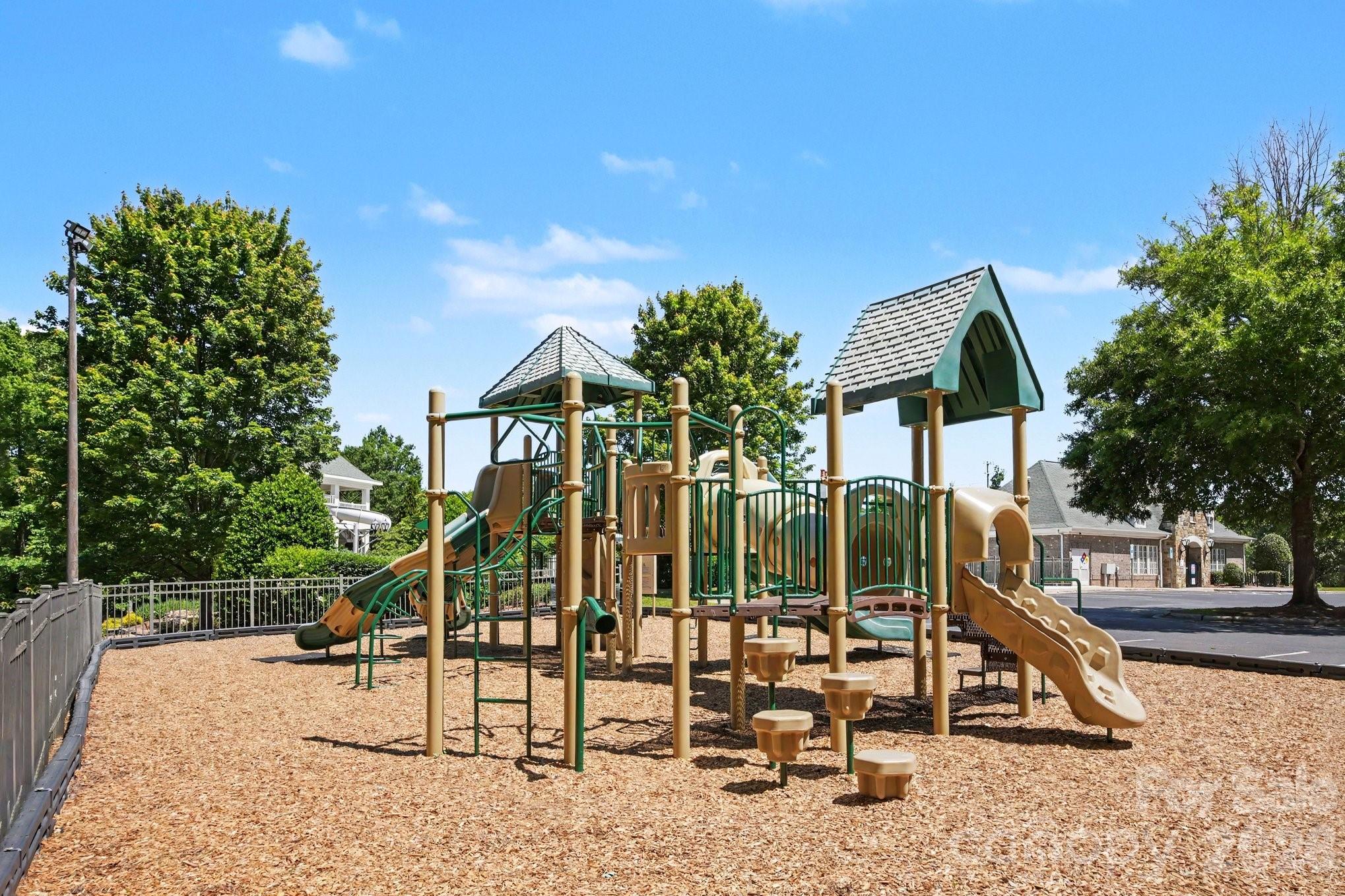 8435 Whitehawk Hill Road — Waxhaw