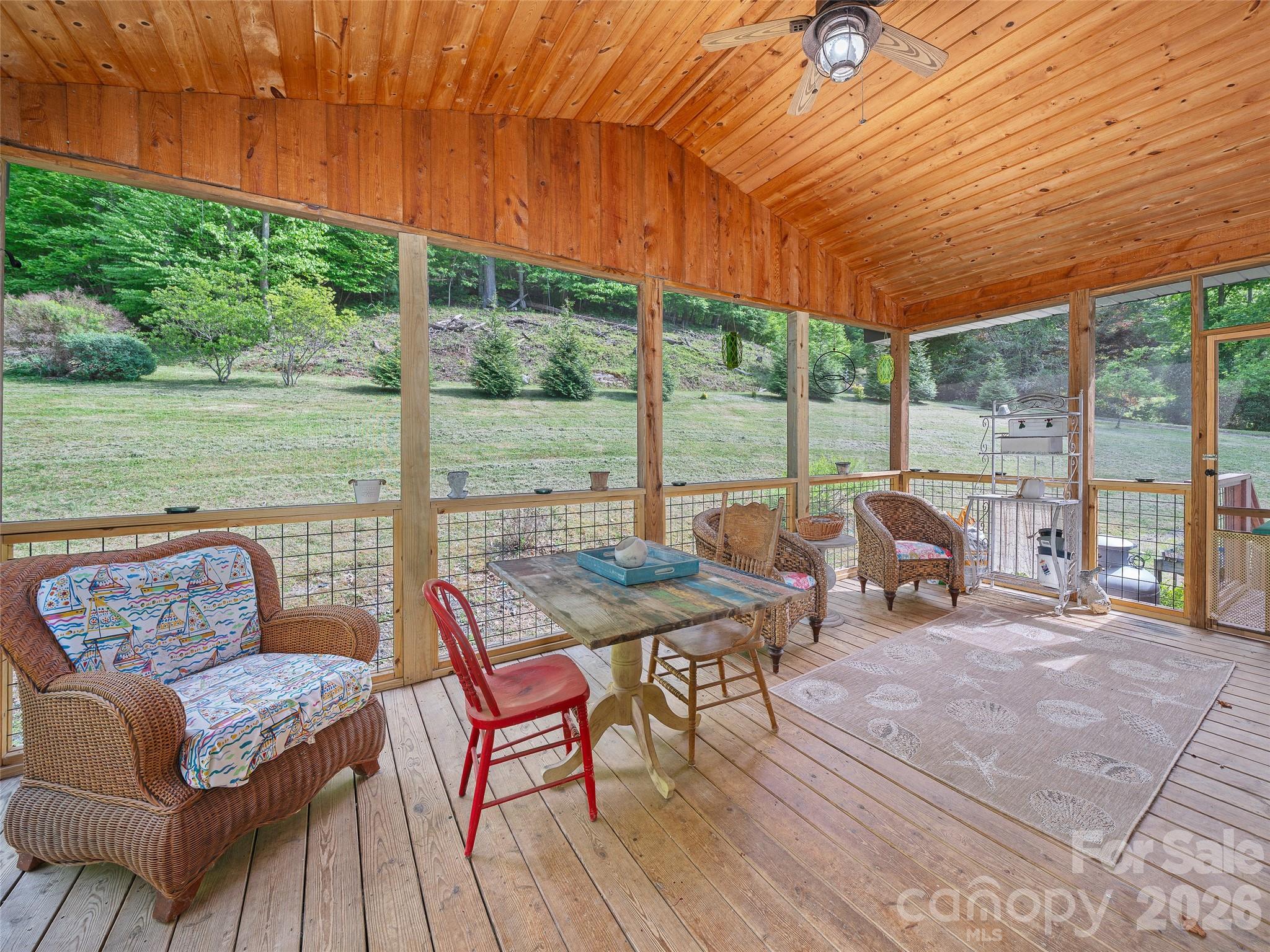 101 Waterwheel Drive — Green Mountain