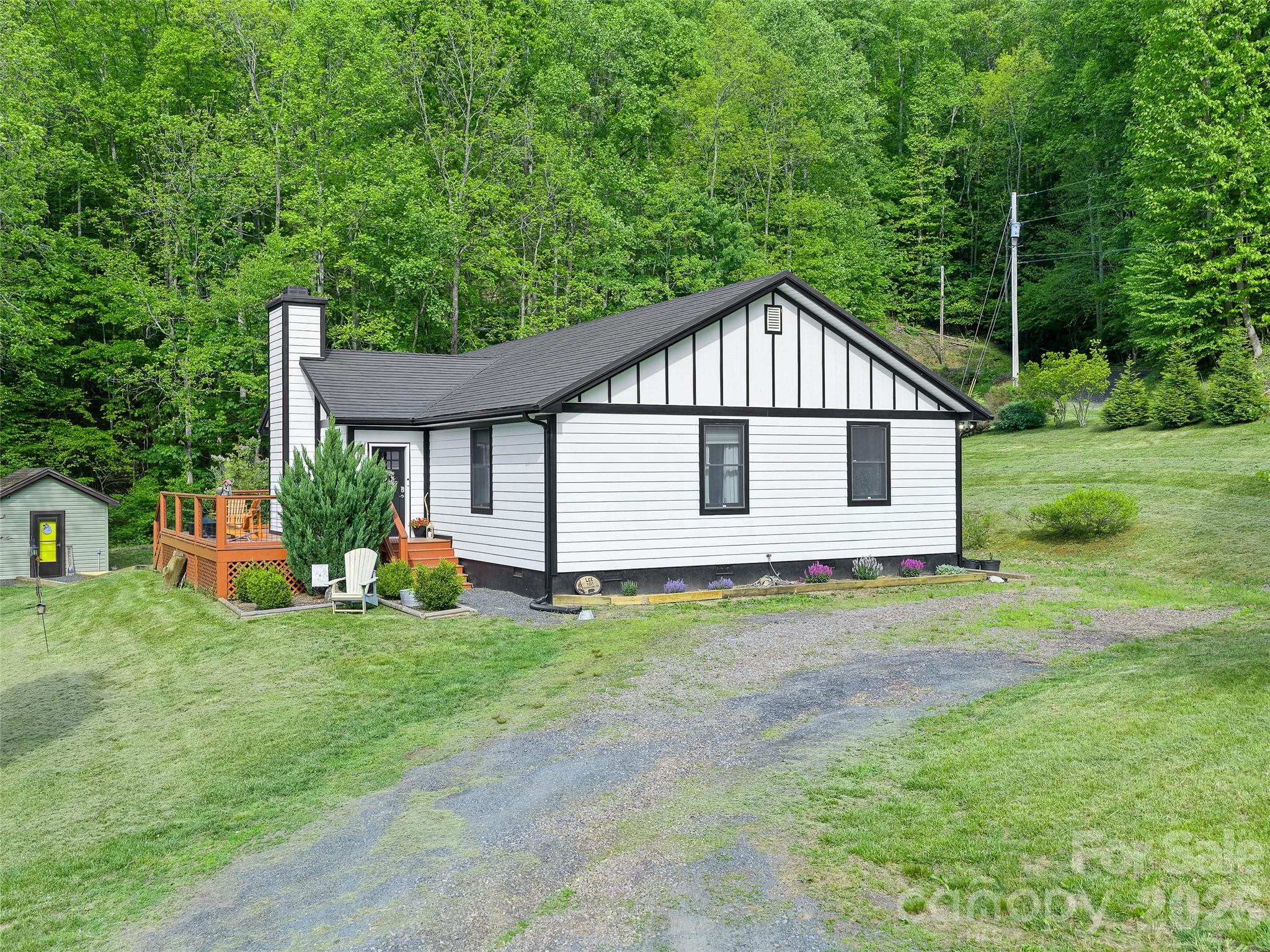 101 Waterwheel Drive — Green Mountain