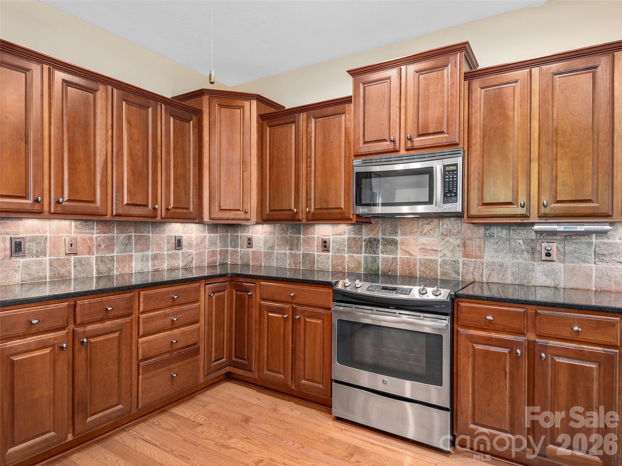 54 Deep Valley Lane — Hendersonville