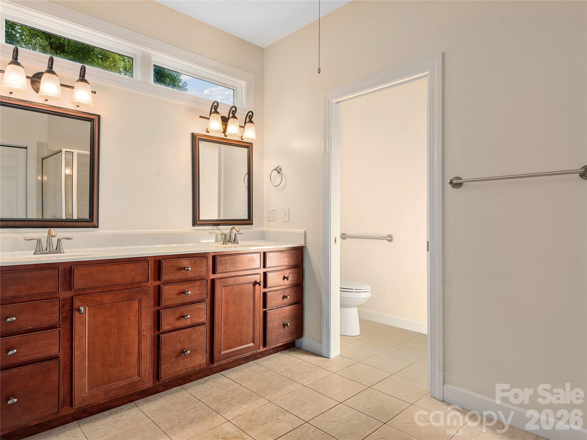 54 Deep Valley Lane — Hendersonville