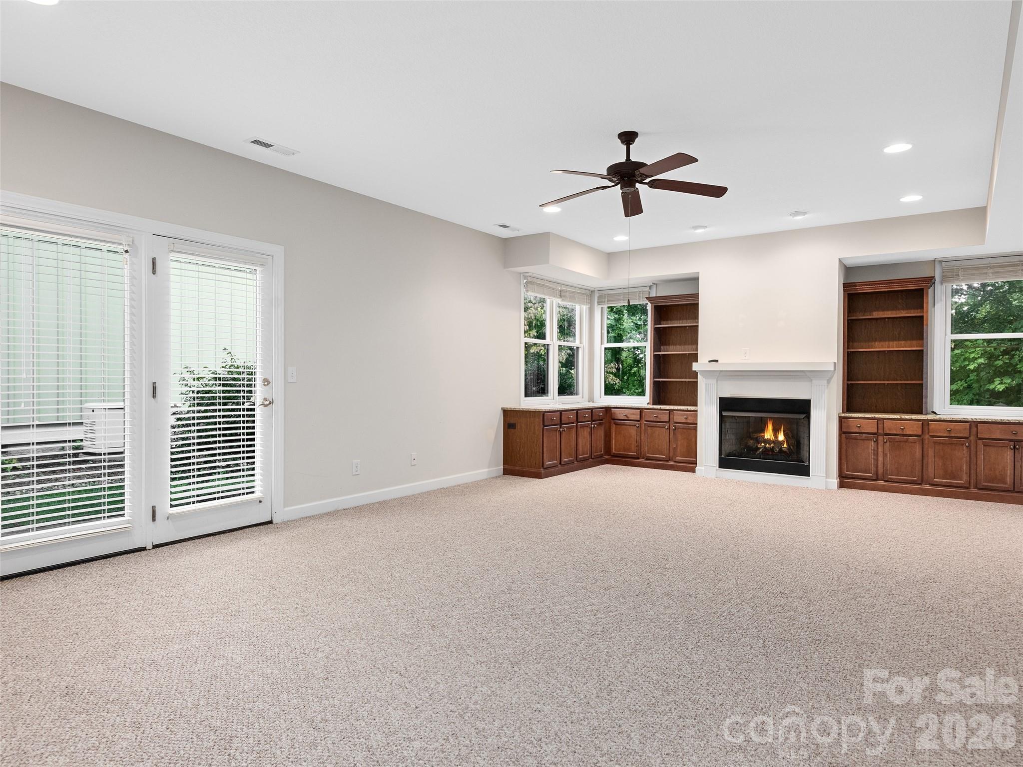 54 Deep Valley Lane — Hendersonville
