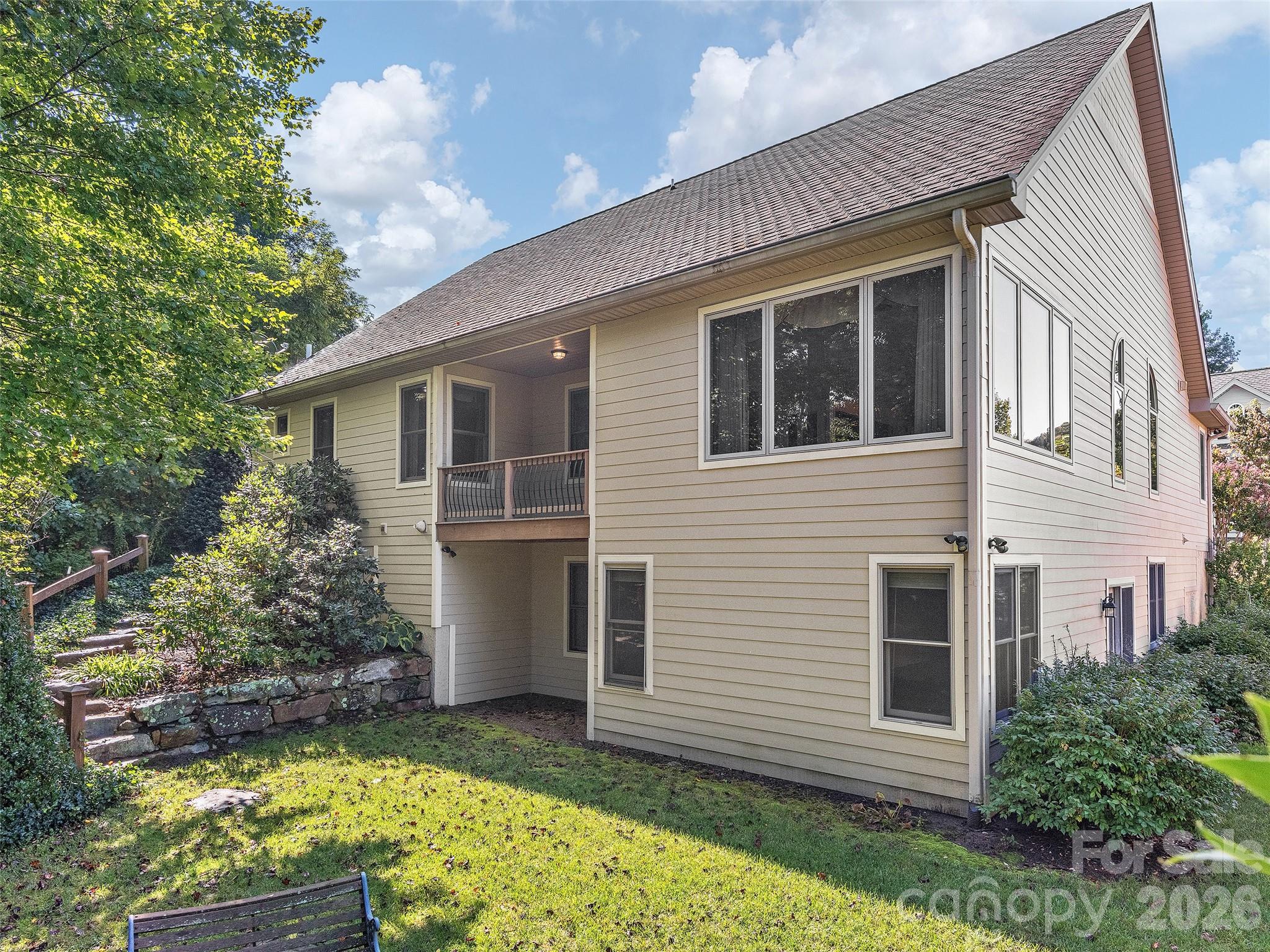54 Deep Valley Lane — Hendersonville