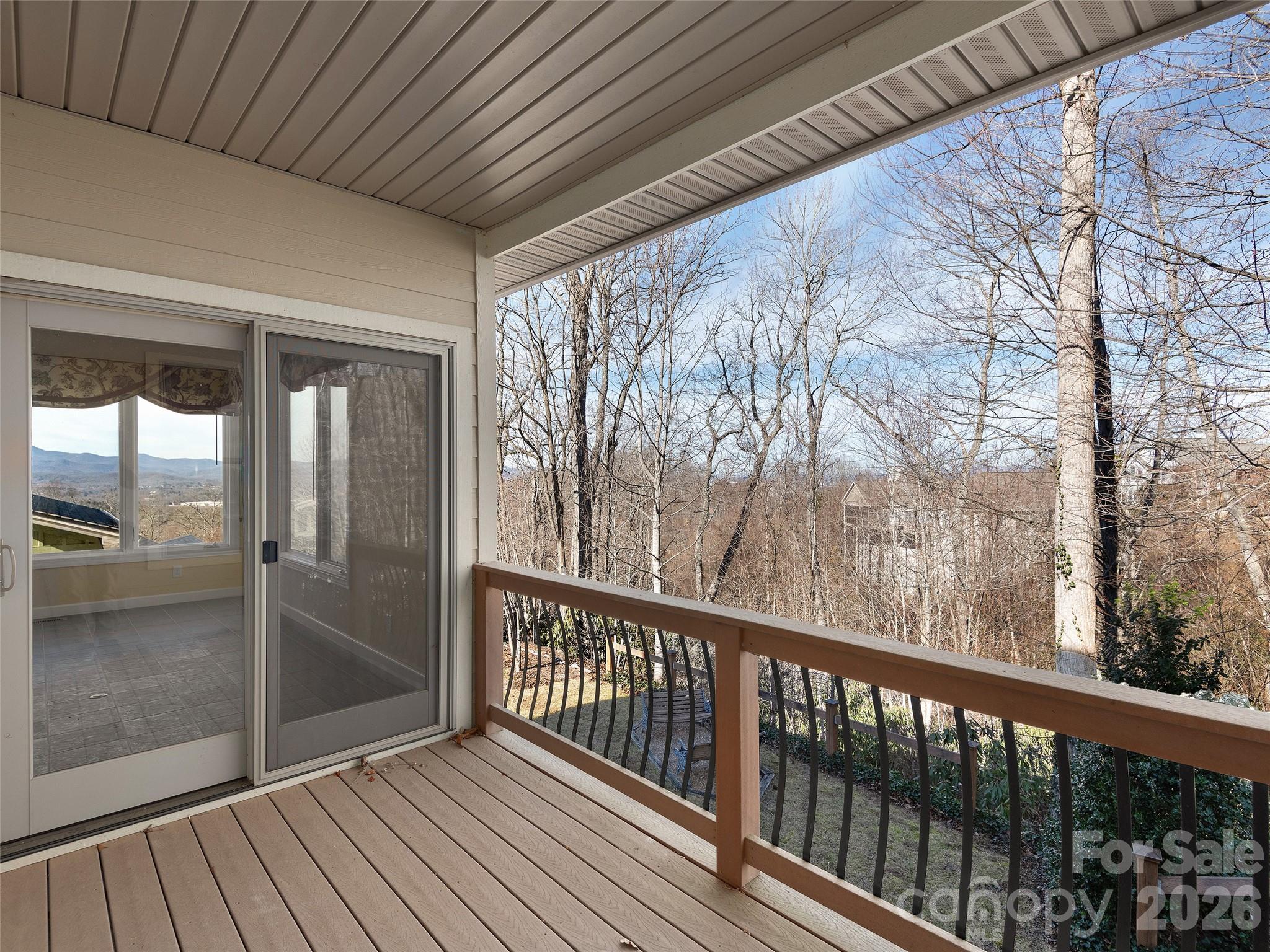 54 Deep Valley Lane — Hendersonville