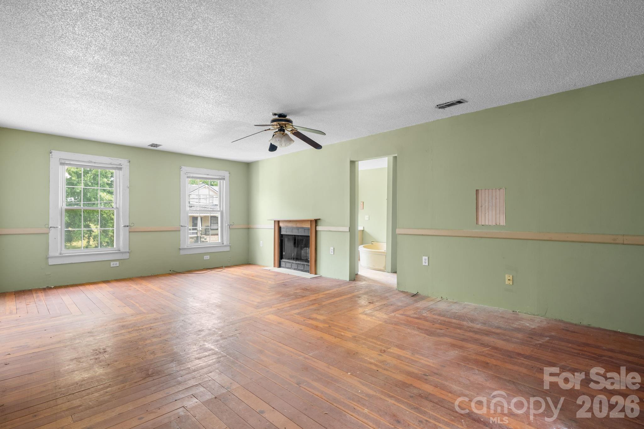160 & 164 Arlington Street — Forest City