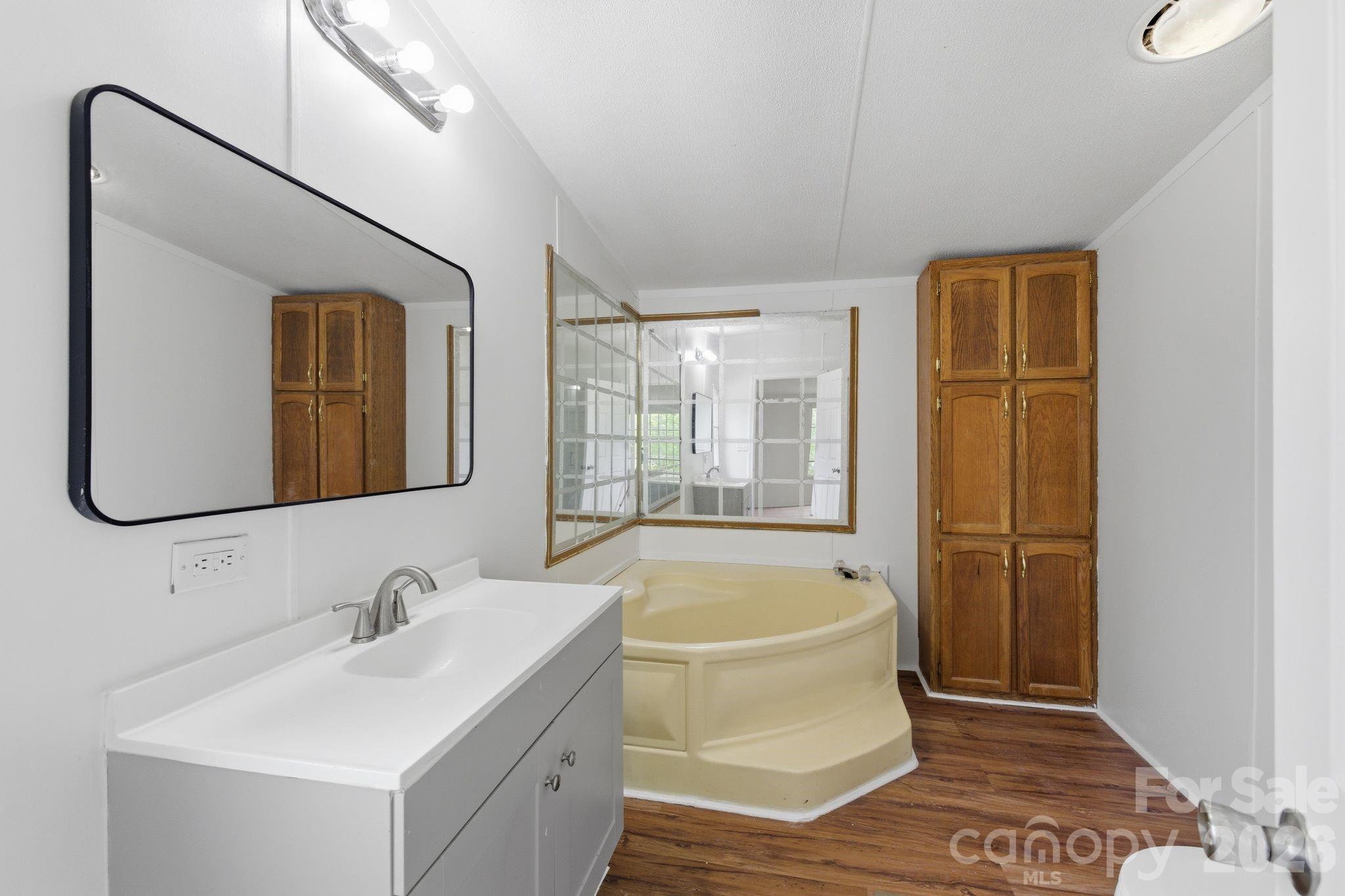 1509 Leonards Fork Church Road — Lincolnton