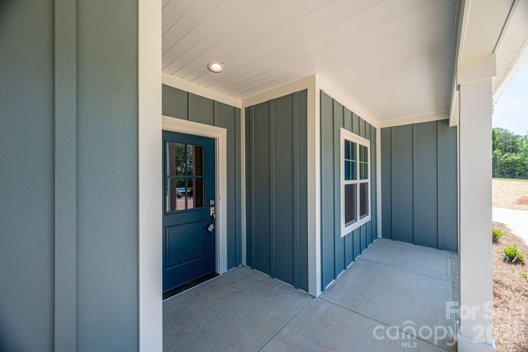 1337 Zeb Haynes Road — Maiden