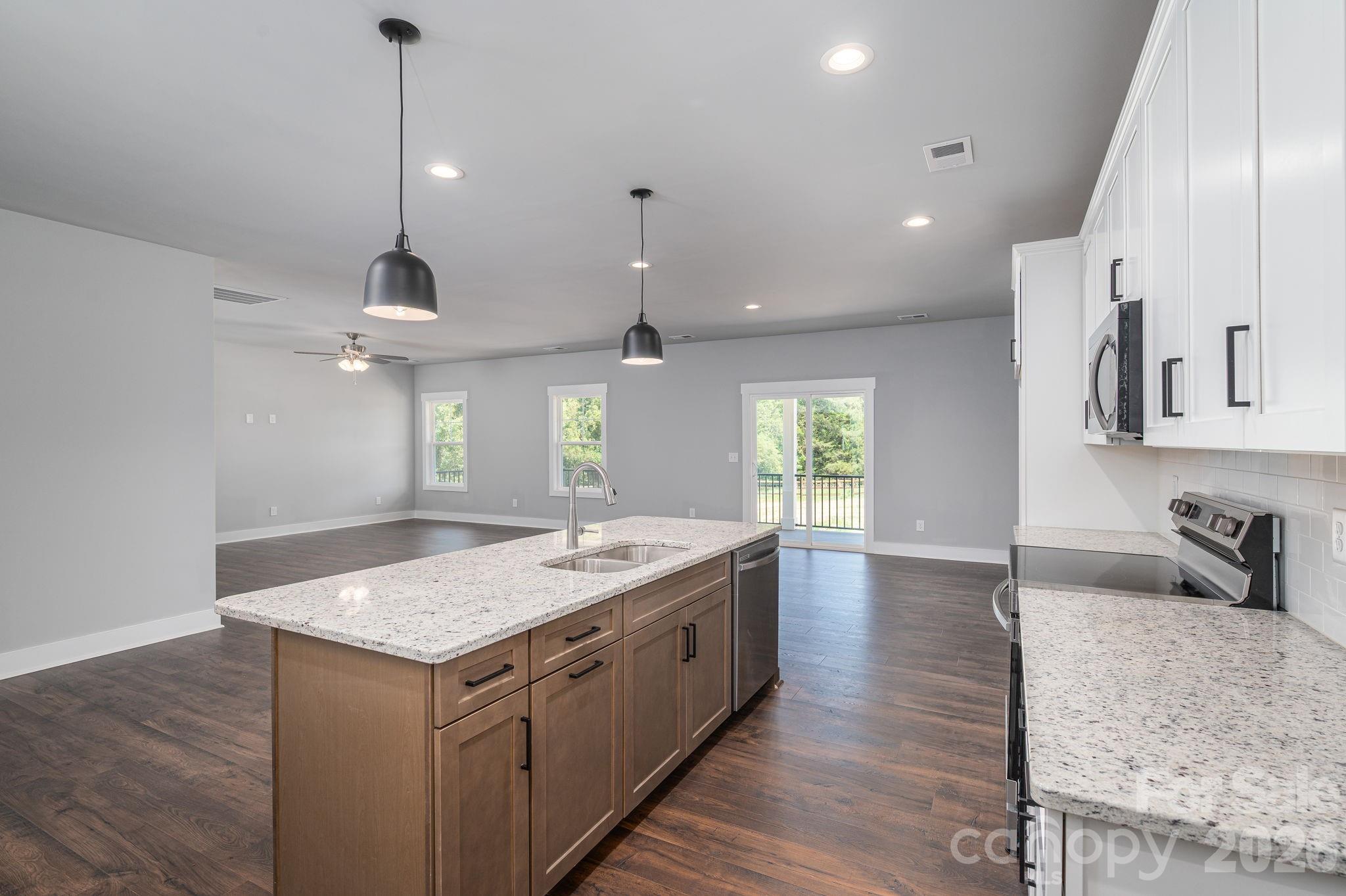 1337 Zeb Haynes Road — Maiden