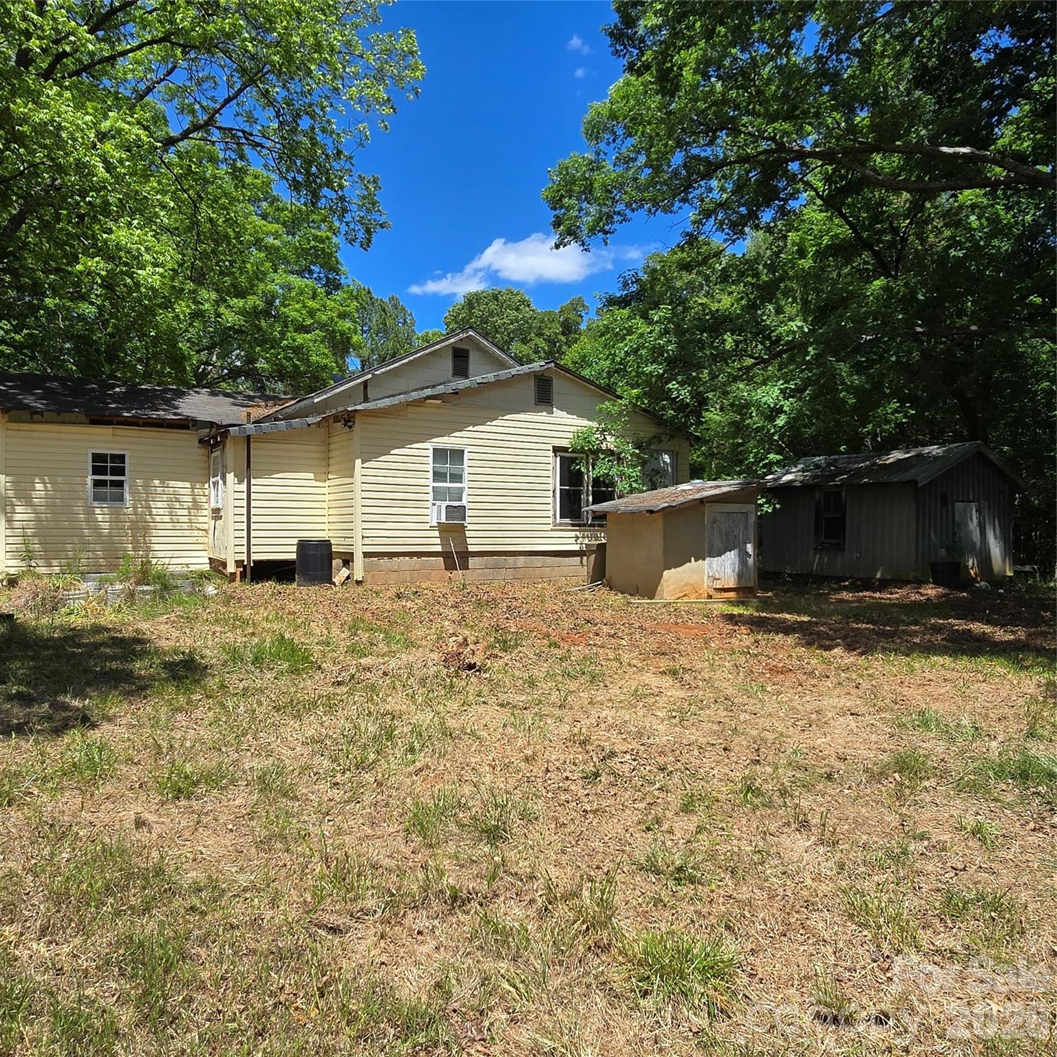 887 Okeewemee-Star Road — Star