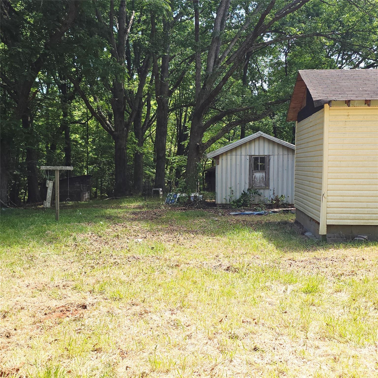 887 Okeewemee-Star Road — Star