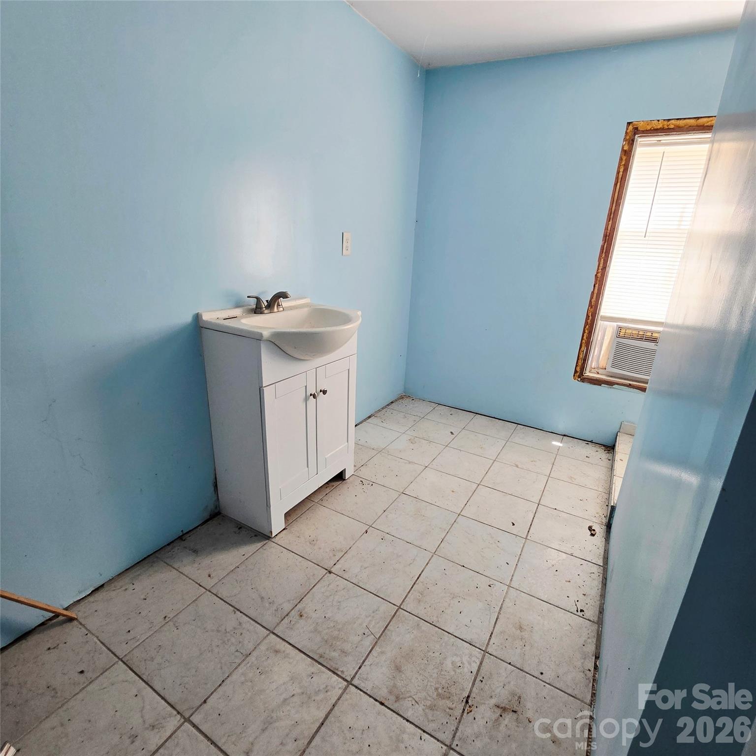 887 Okeewemee-Star Road — Star