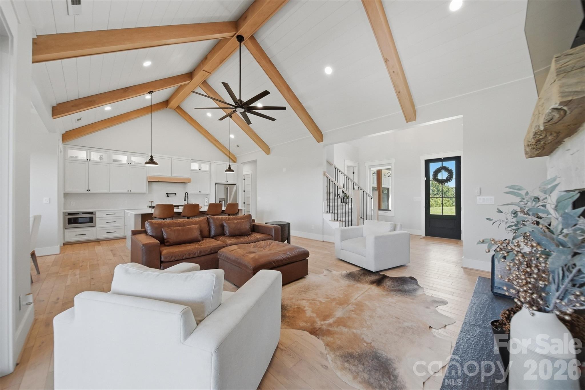 2322 Moss Farm Road — Hickory