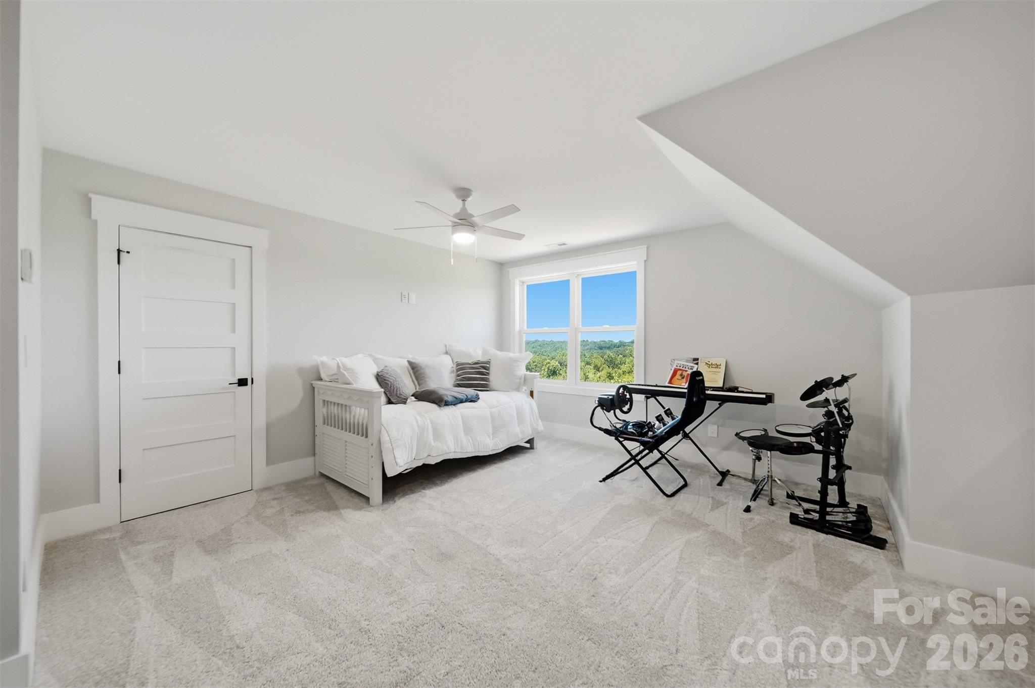 2322 Moss Farm Road — Hickory