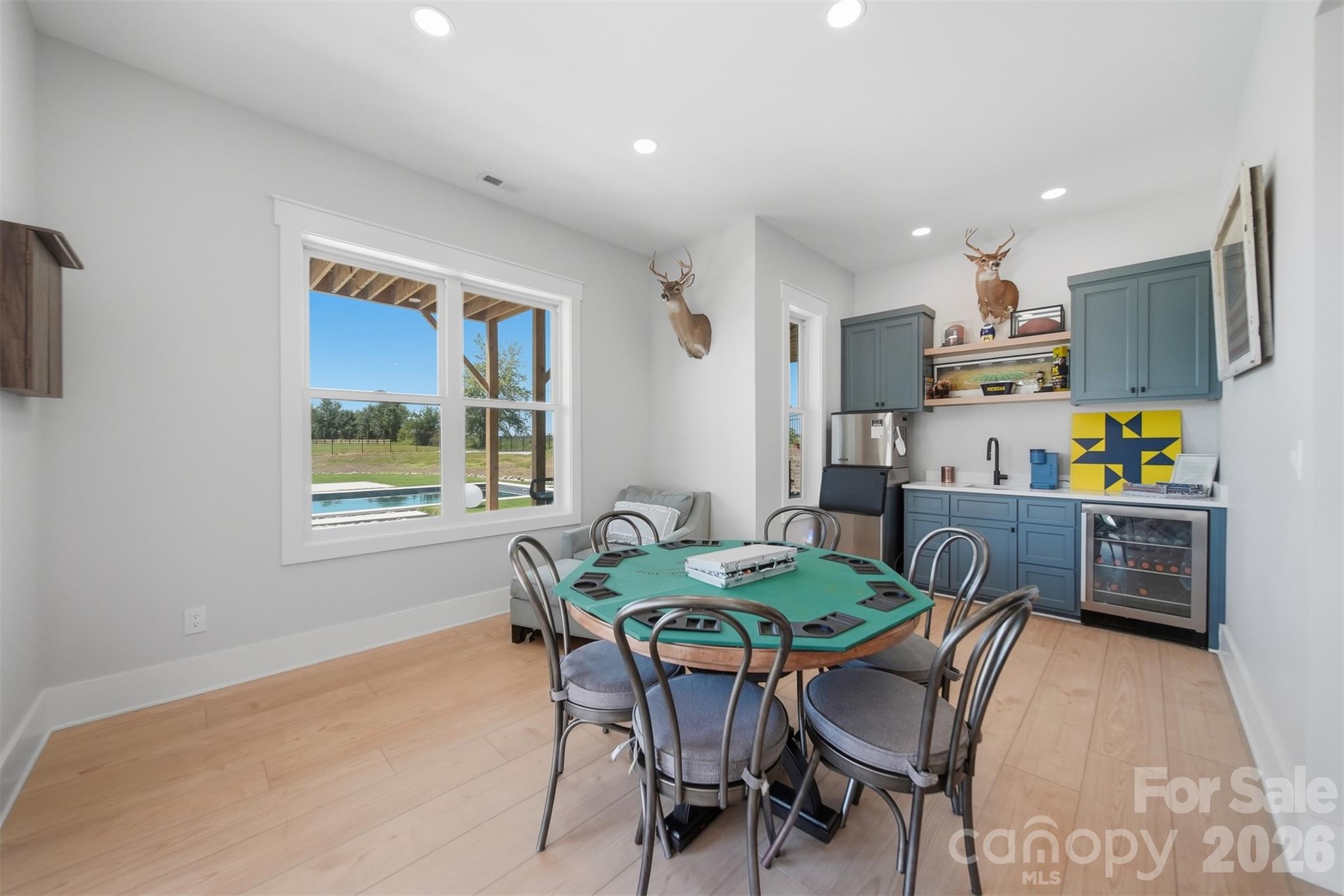 2322 Moss Farm Road — Hickory