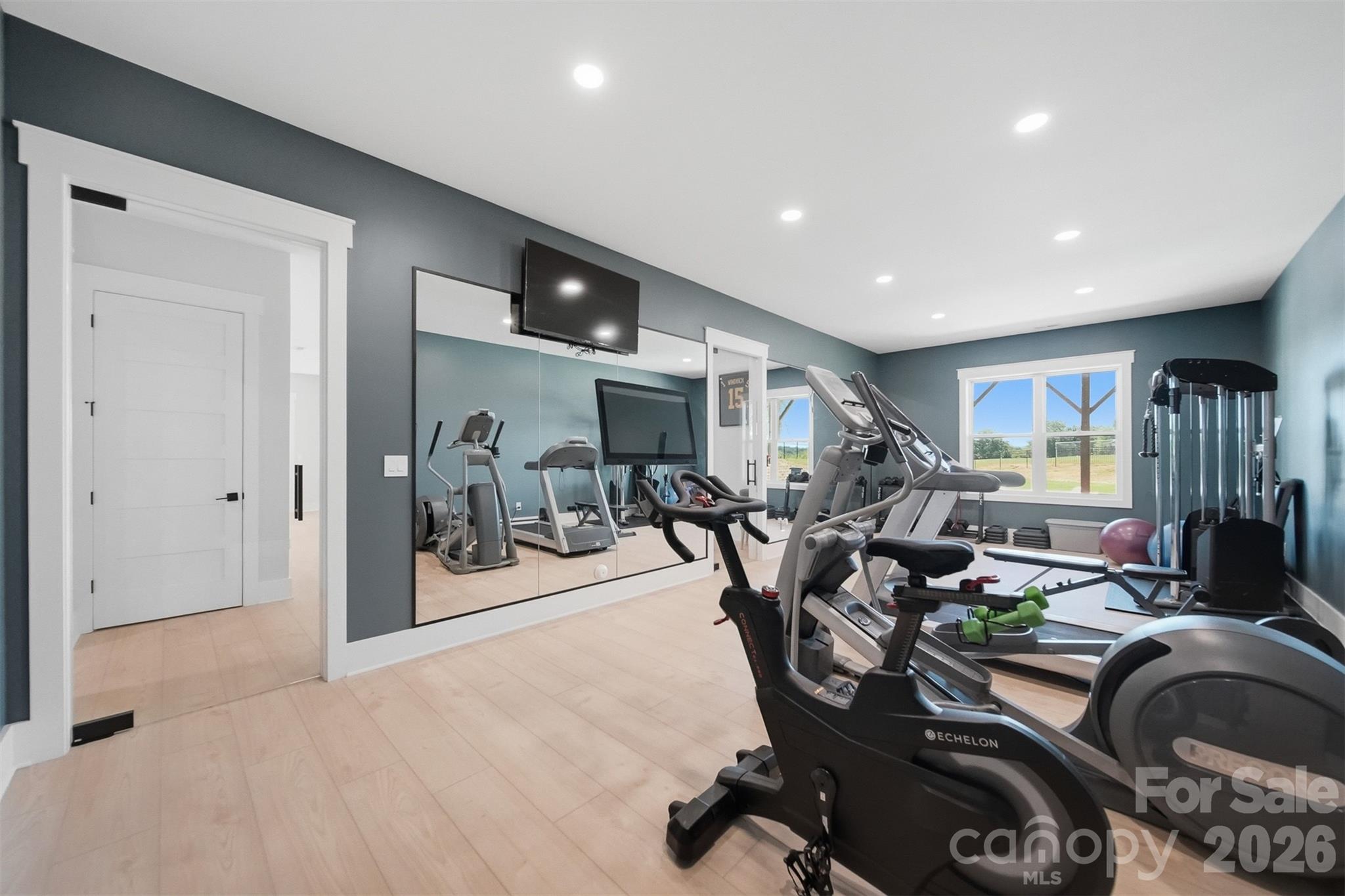 2322 Moss Farm Road — Hickory