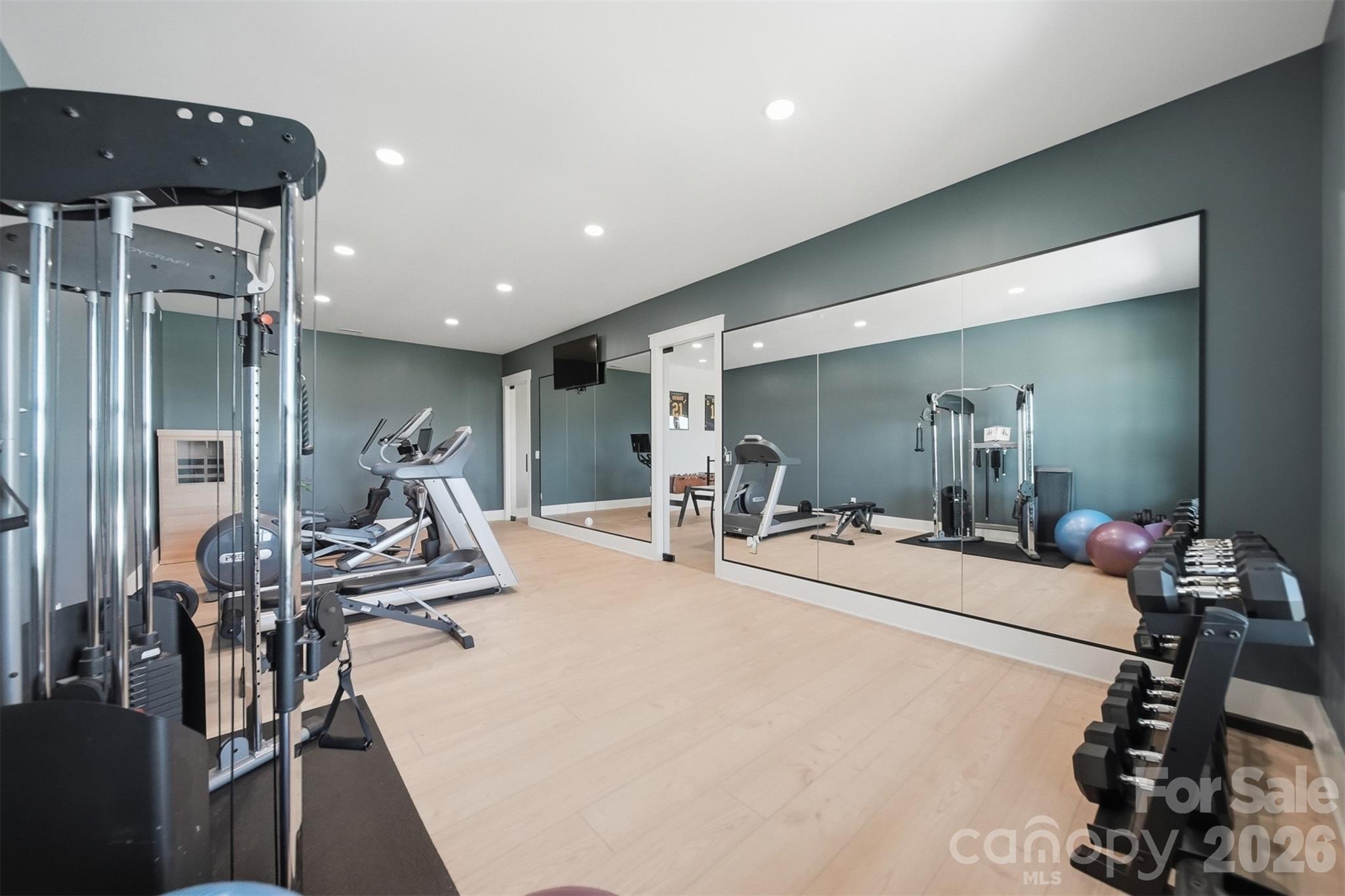 2322 Moss Farm Road — Hickory
