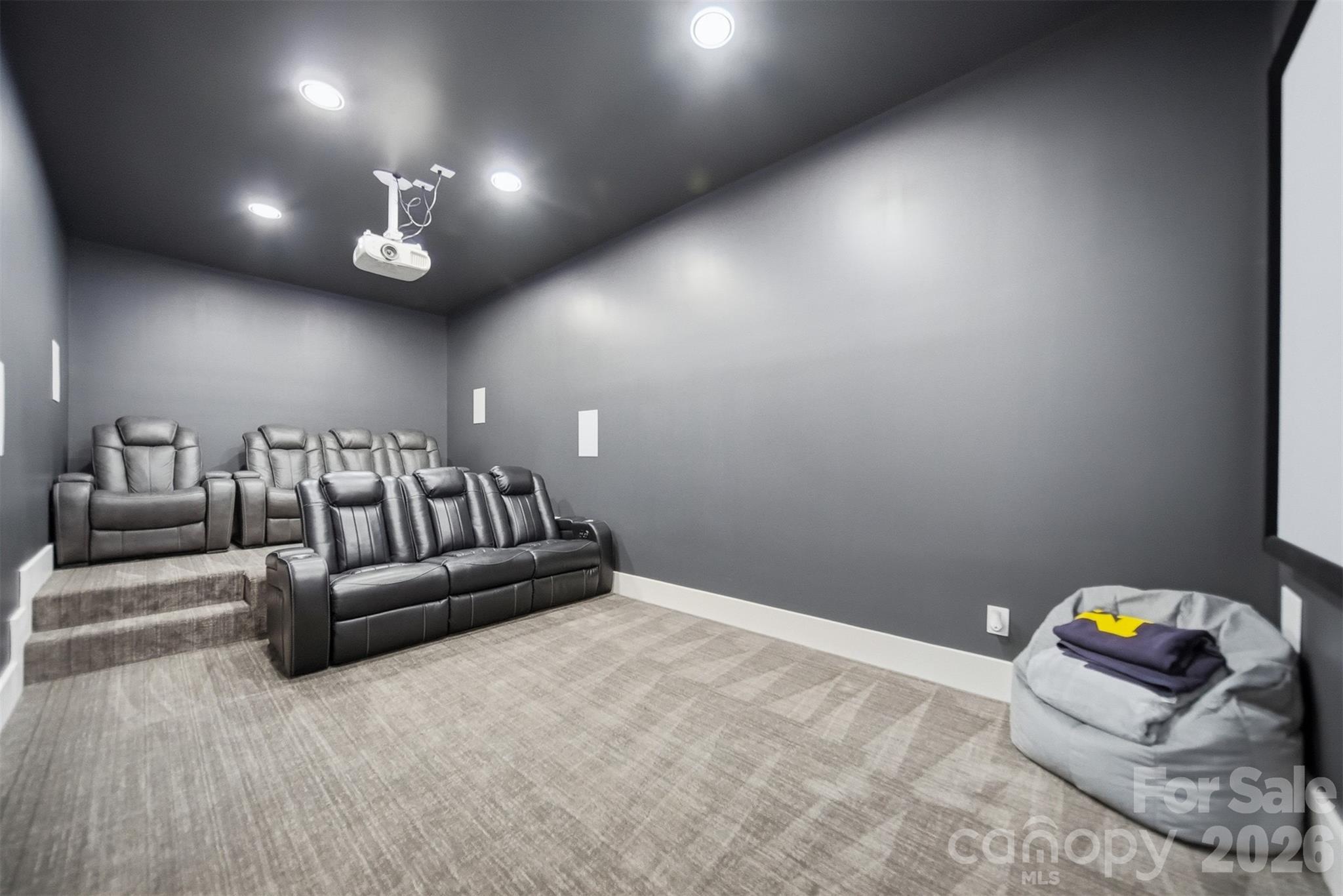 2322 Moss Farm Road — Hickory