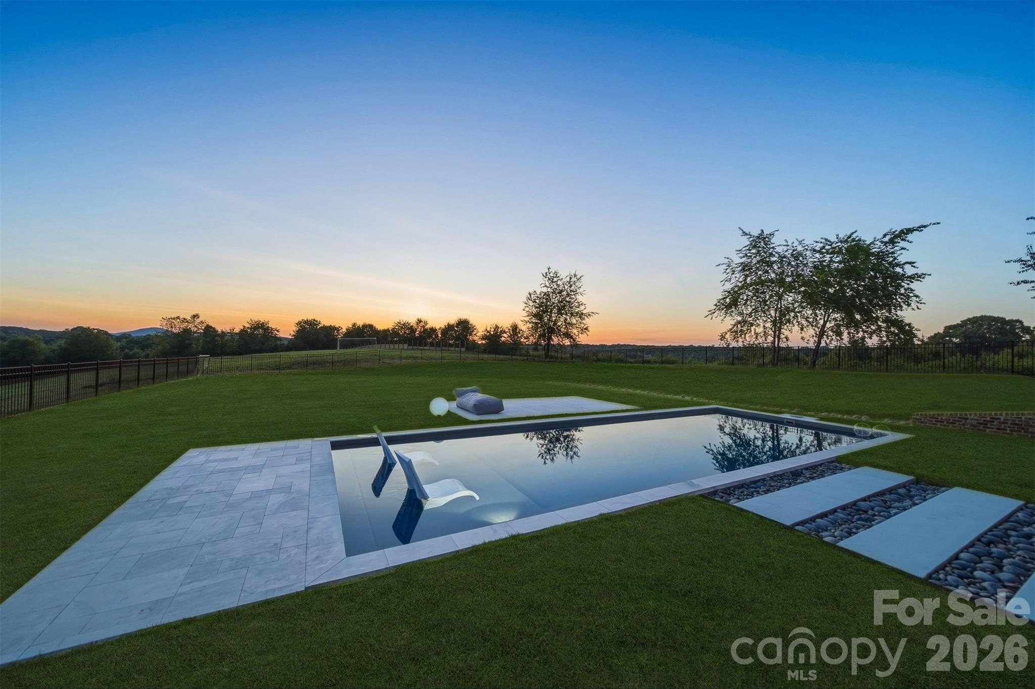 2322 Moss Farm Road — Hickory