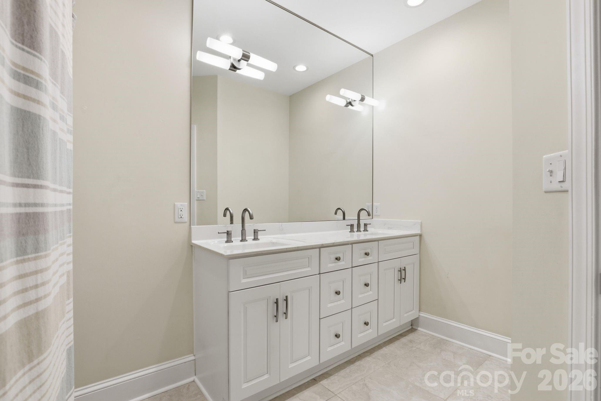 2800 Wingfield Place — Charlotte