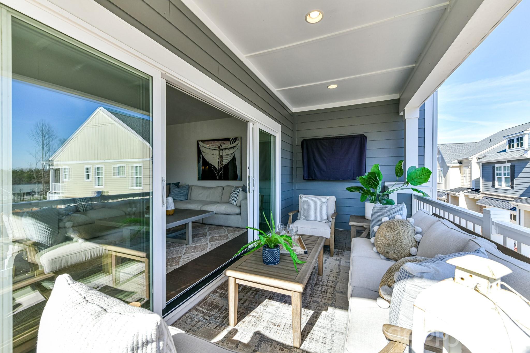 212 Wesser Street — Davidson