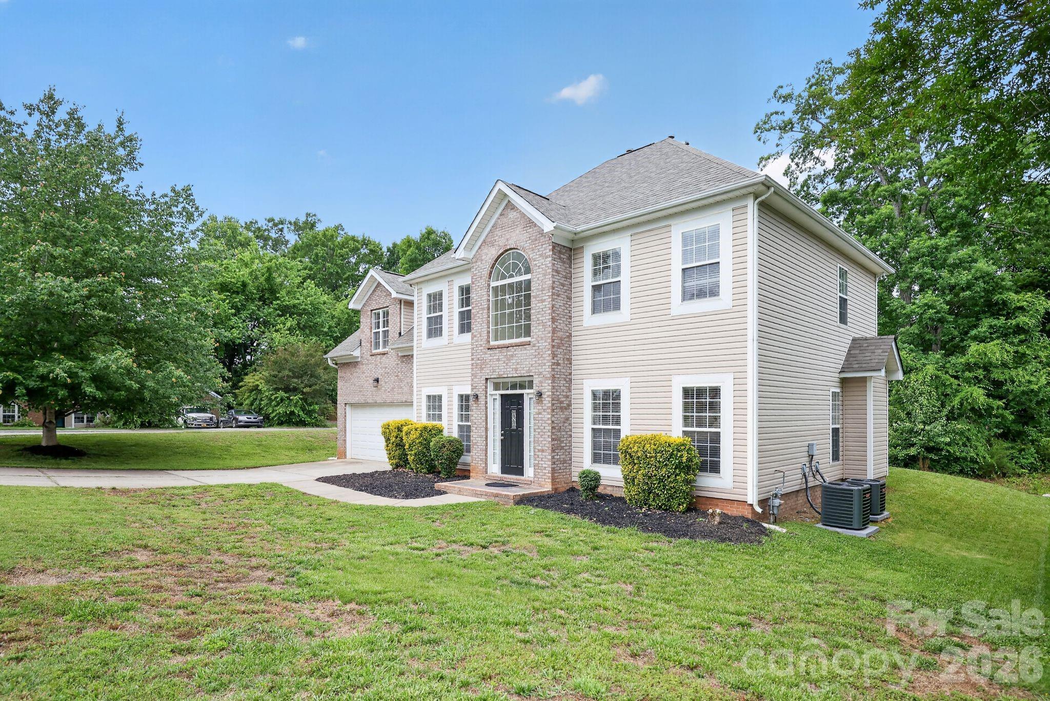 1601 Sumpter Lane — Monroe