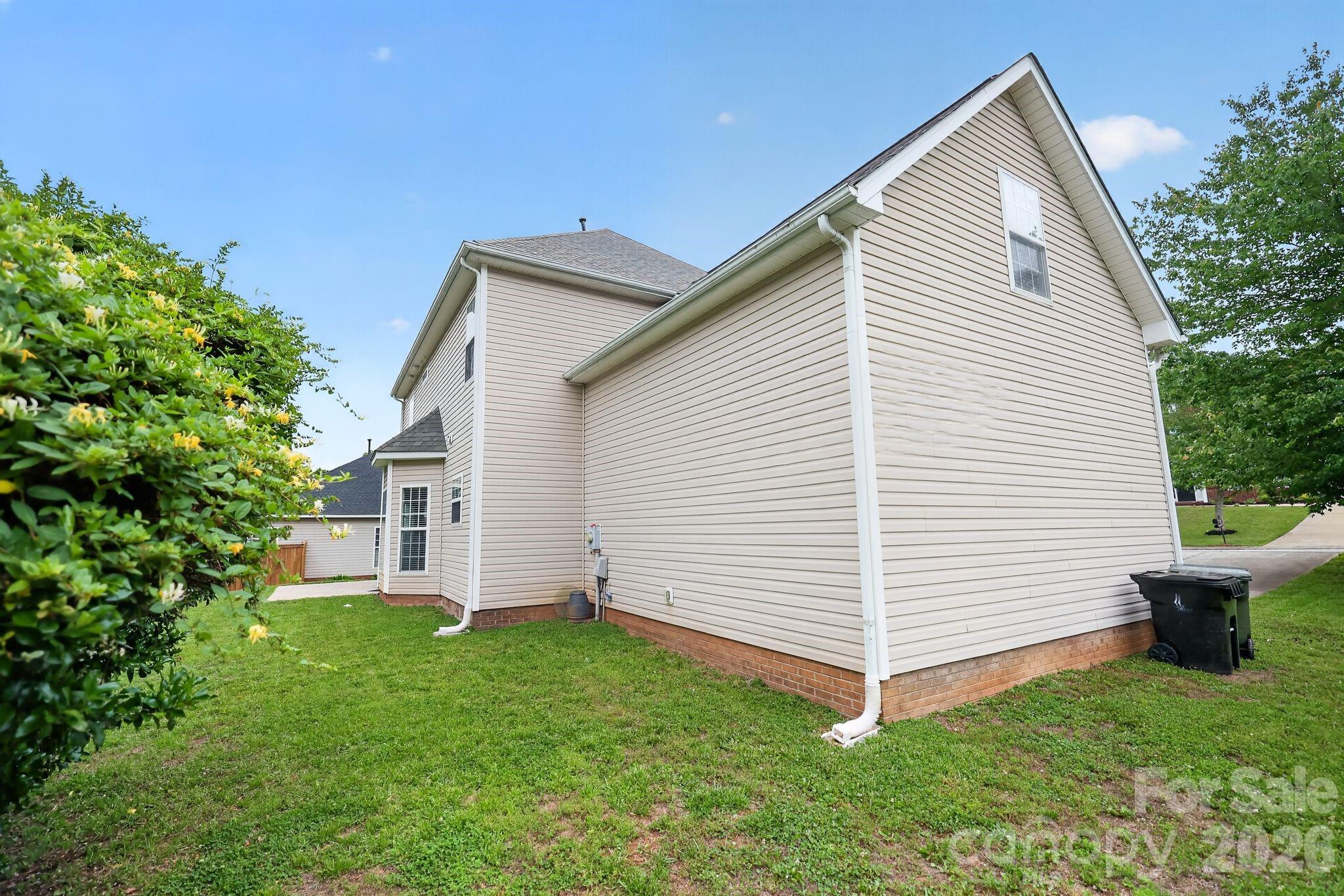 1601 Sumpter Lane — Monroe