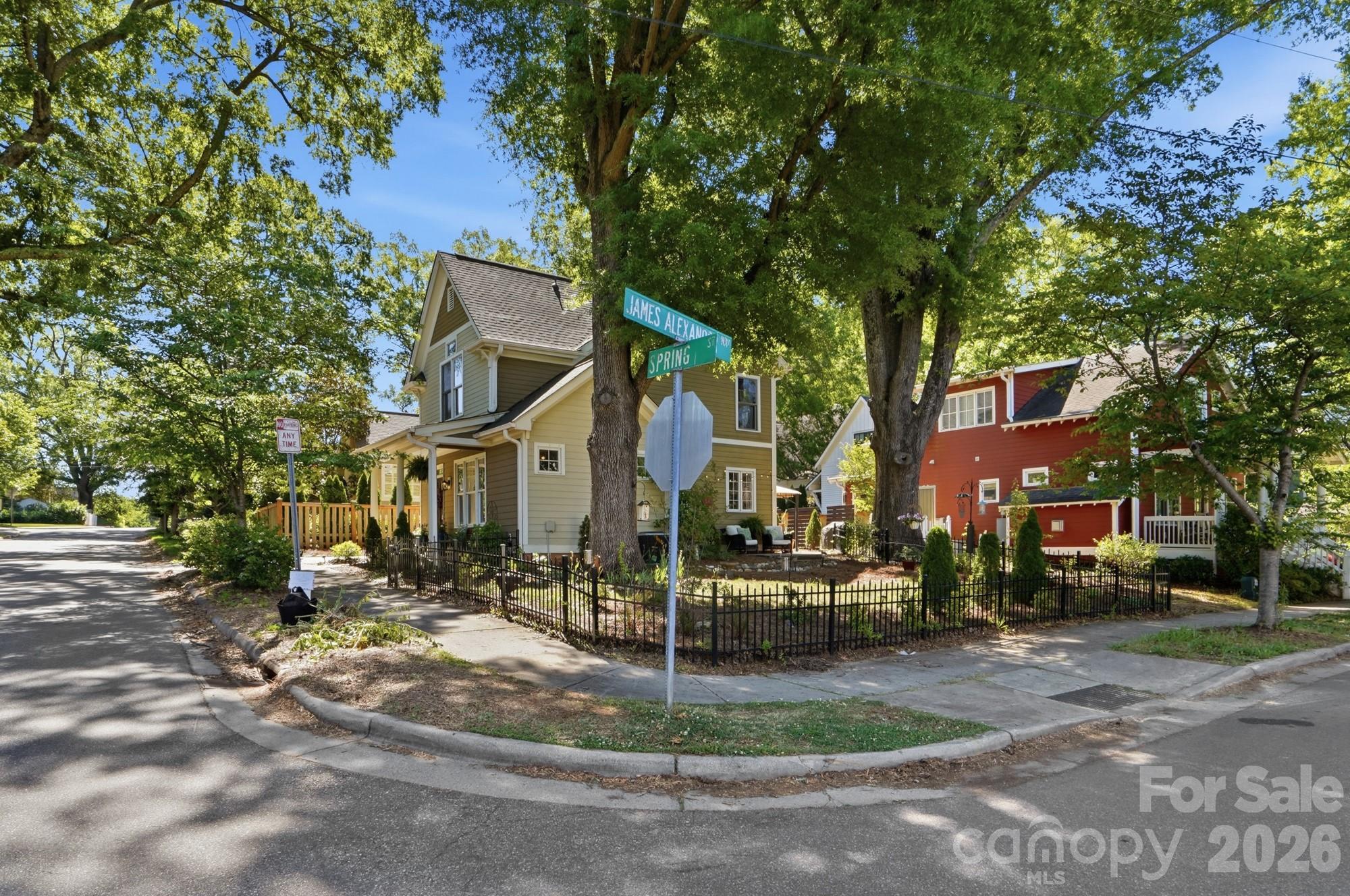 534 Spring Street — Davidson