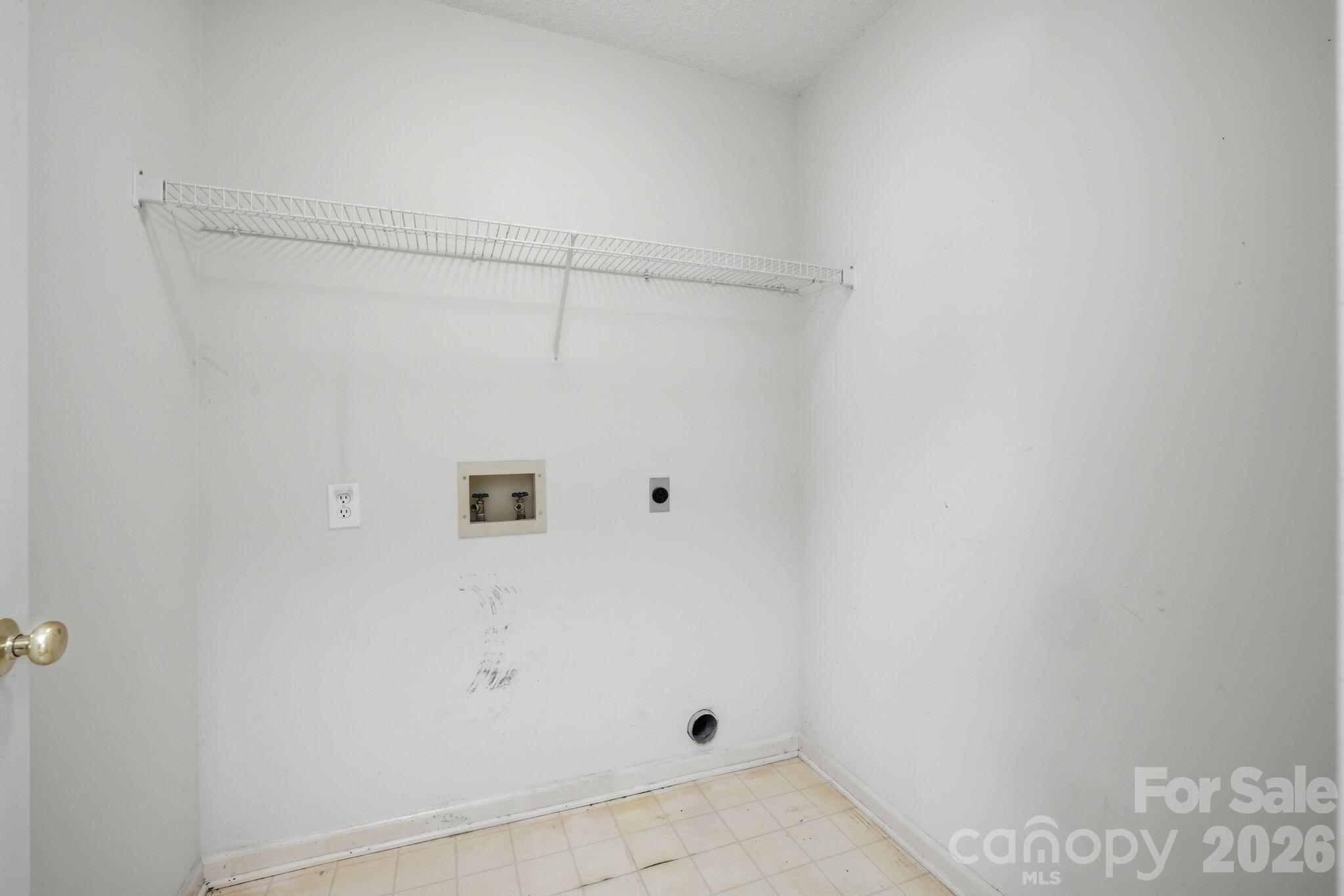 5807 Timber Falls Place NW — Concord