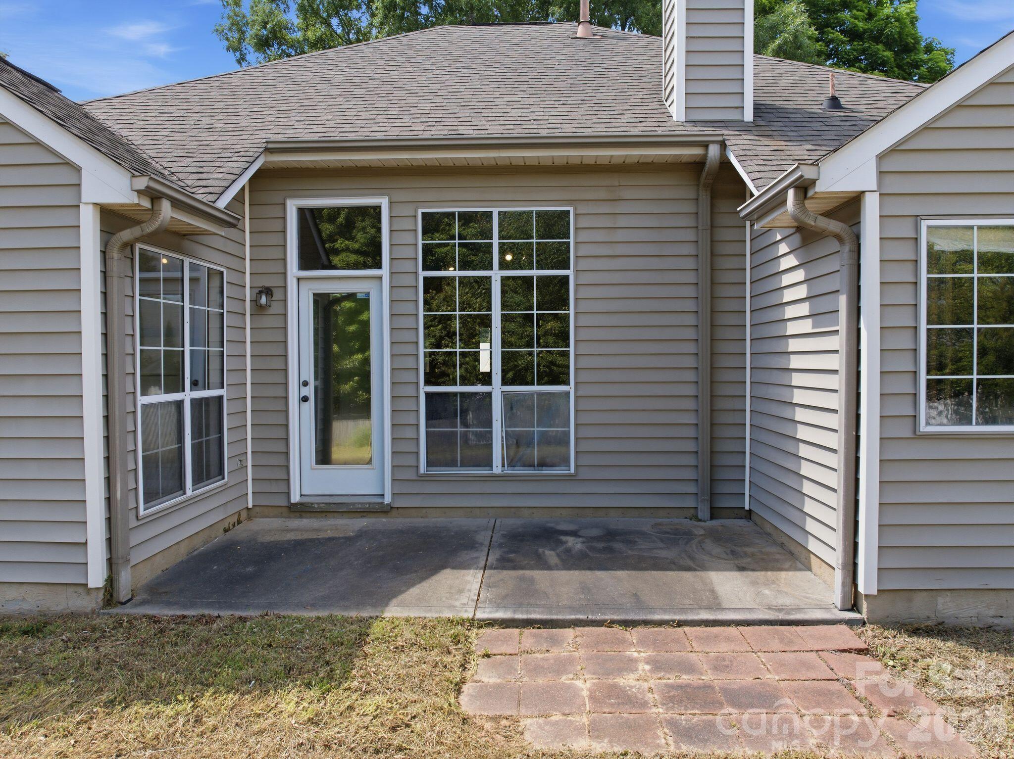 5807 Timber Falls Place NW — Concord