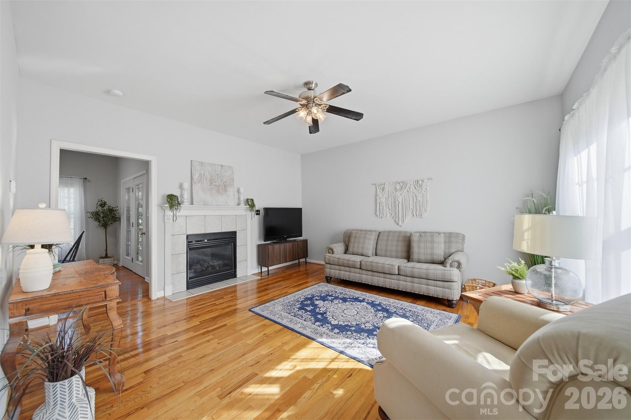 19 Heron Cove Loop #B — Hickory