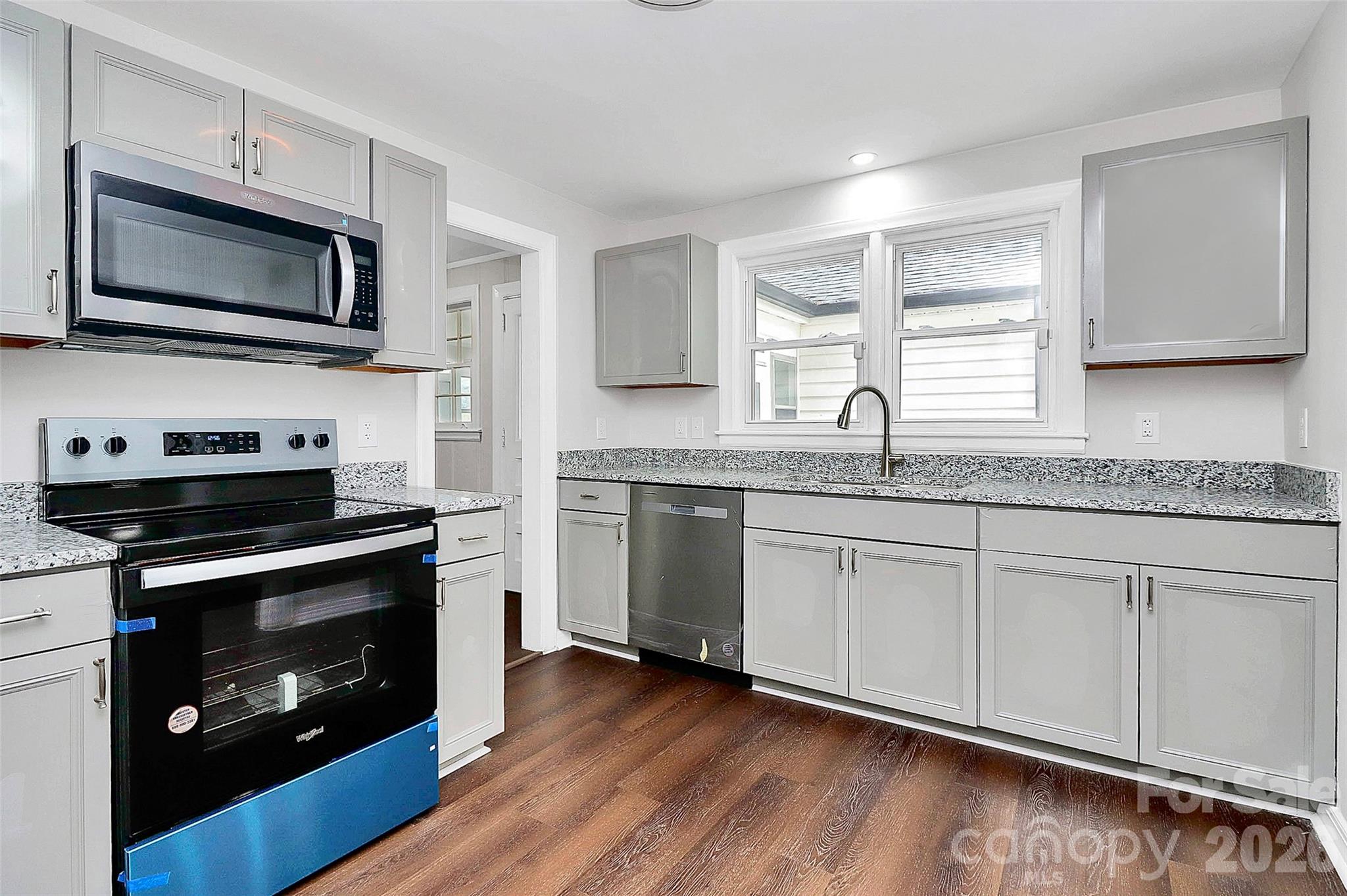 5726 Oak Drive — Charlotte