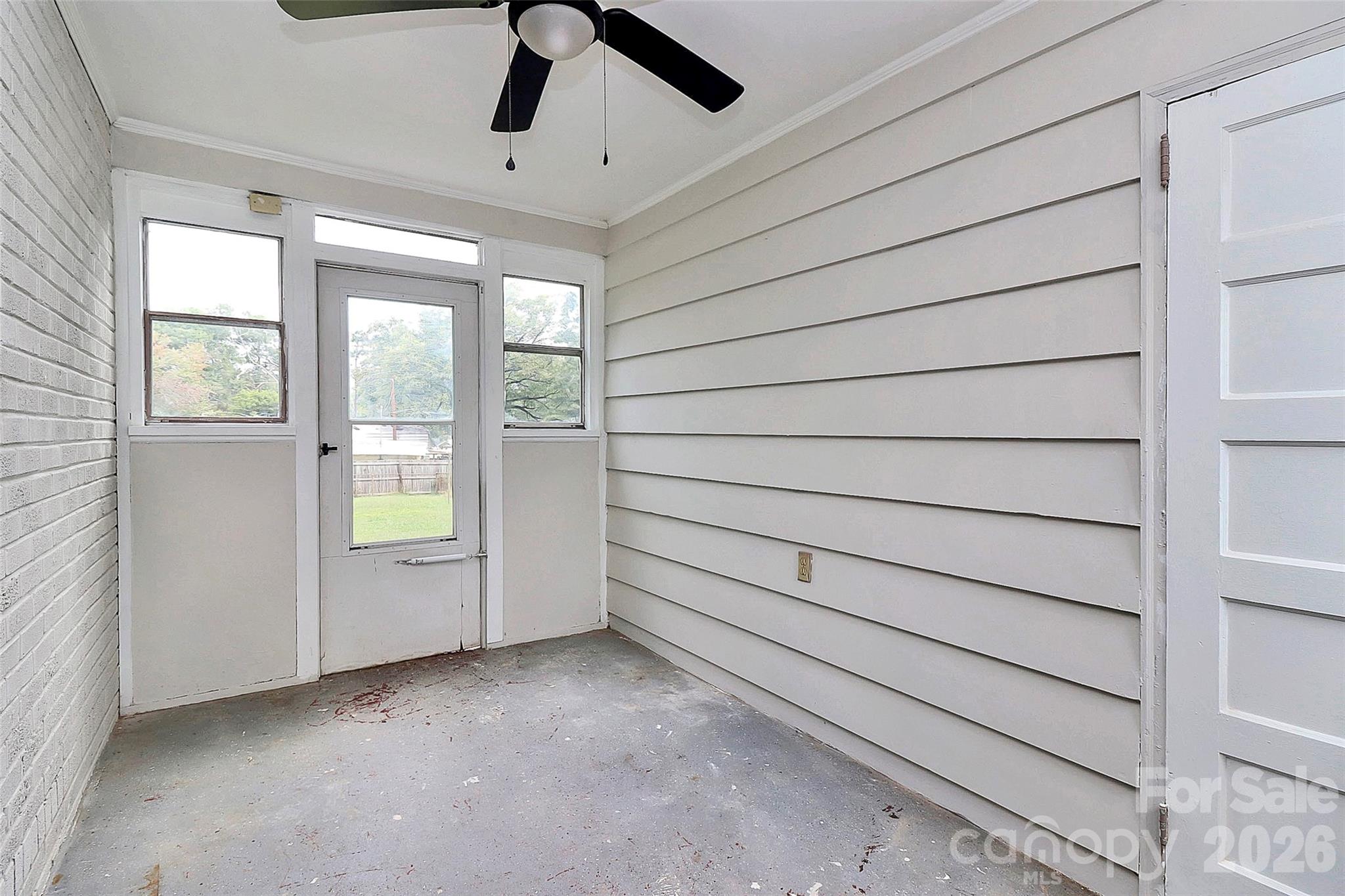 5726 Oak Drive — Charlotte