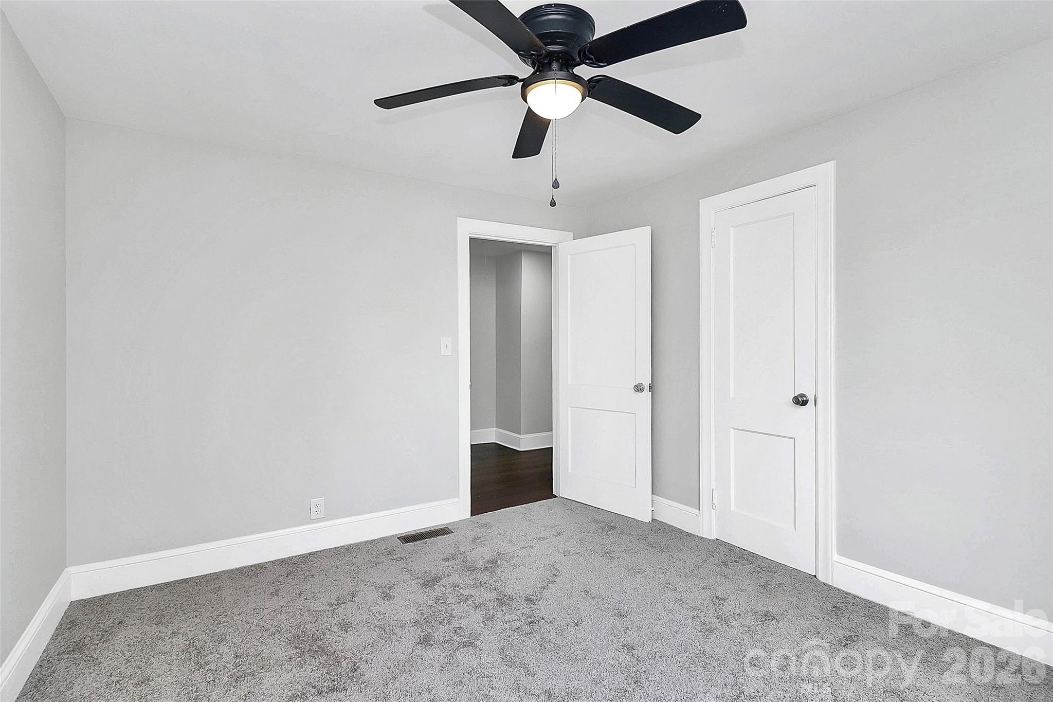 5726 Oak Drive — Charlotte