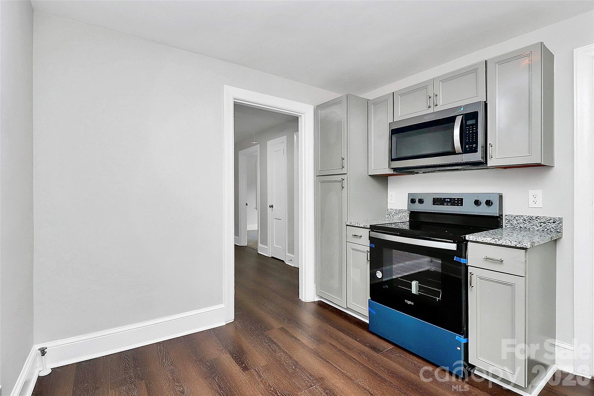 5726 Oak Drive — Charlotte