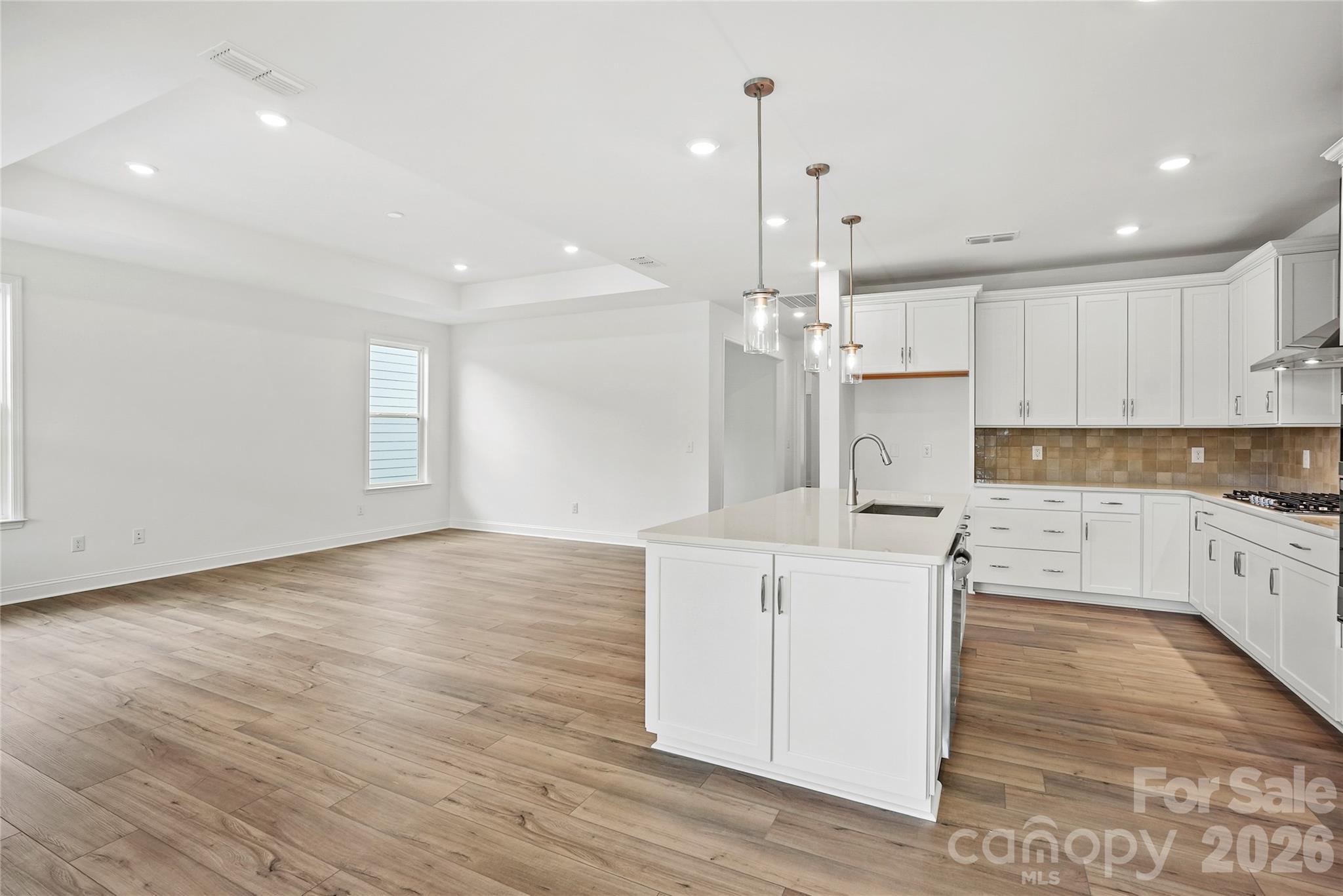 2730 Peak Court — Belmont