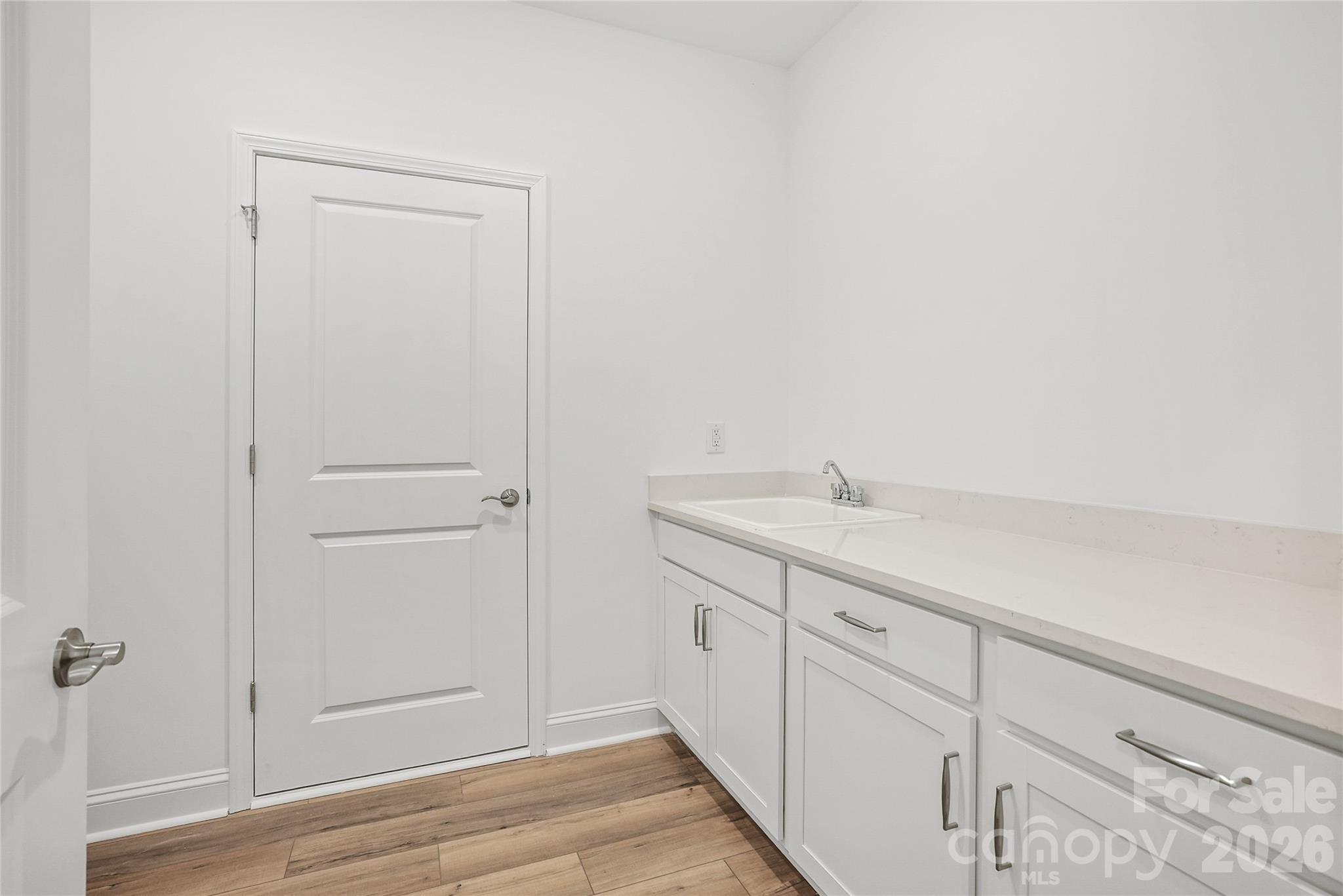 2730 Peak Court — Belmont